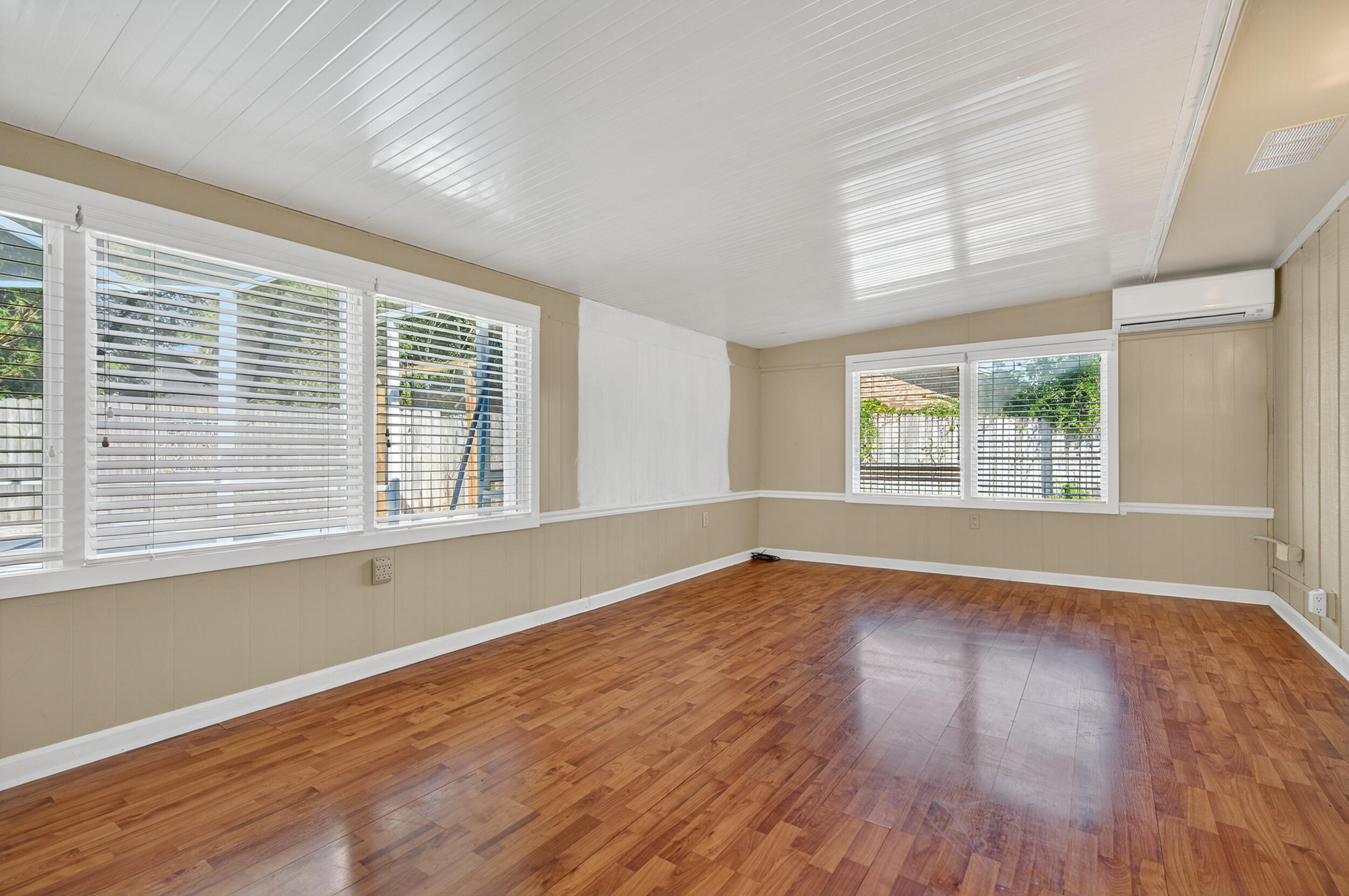 SEA HILLS 3RD - Residential