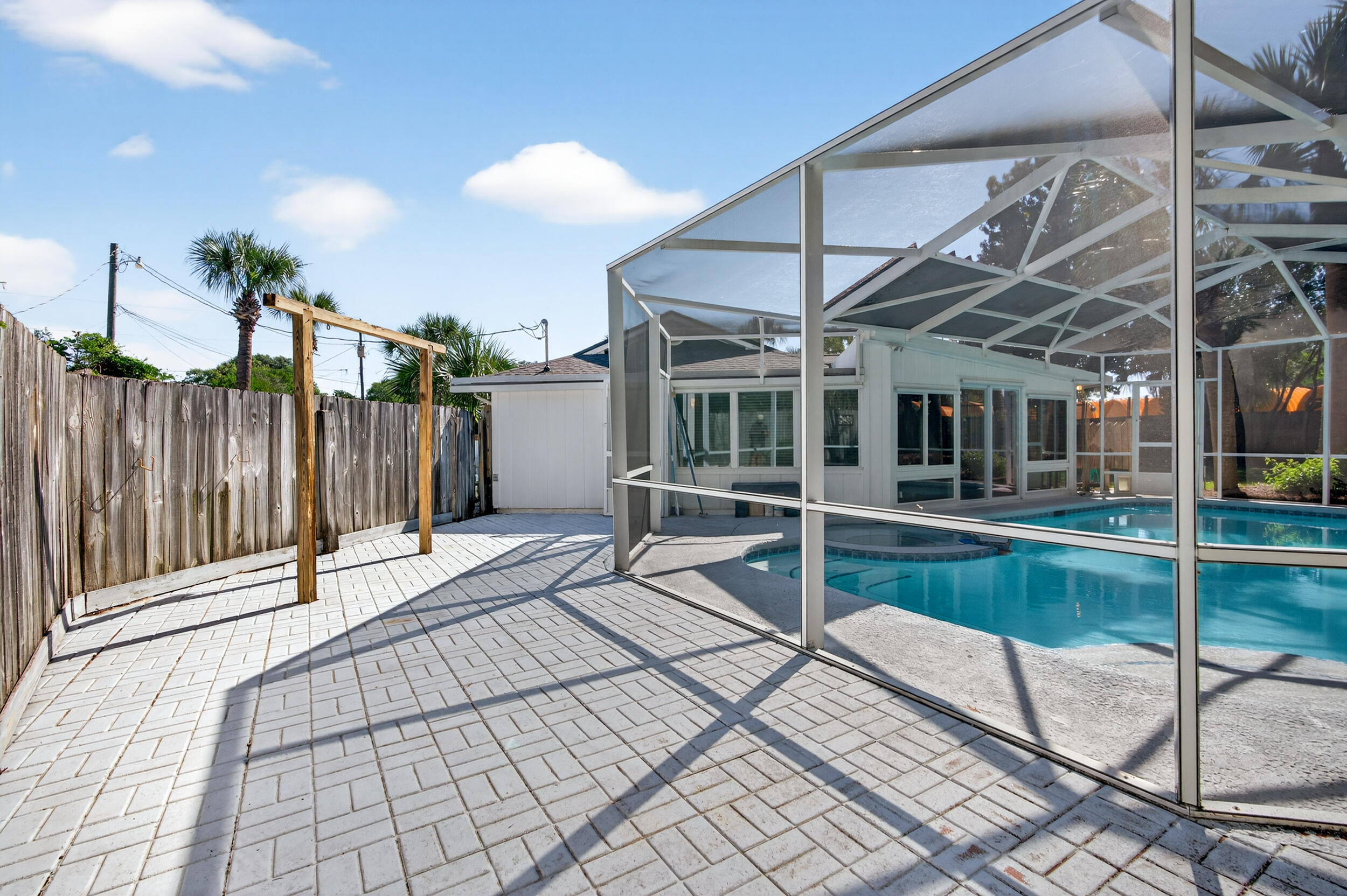 SEA HILLS 3RD - Residential