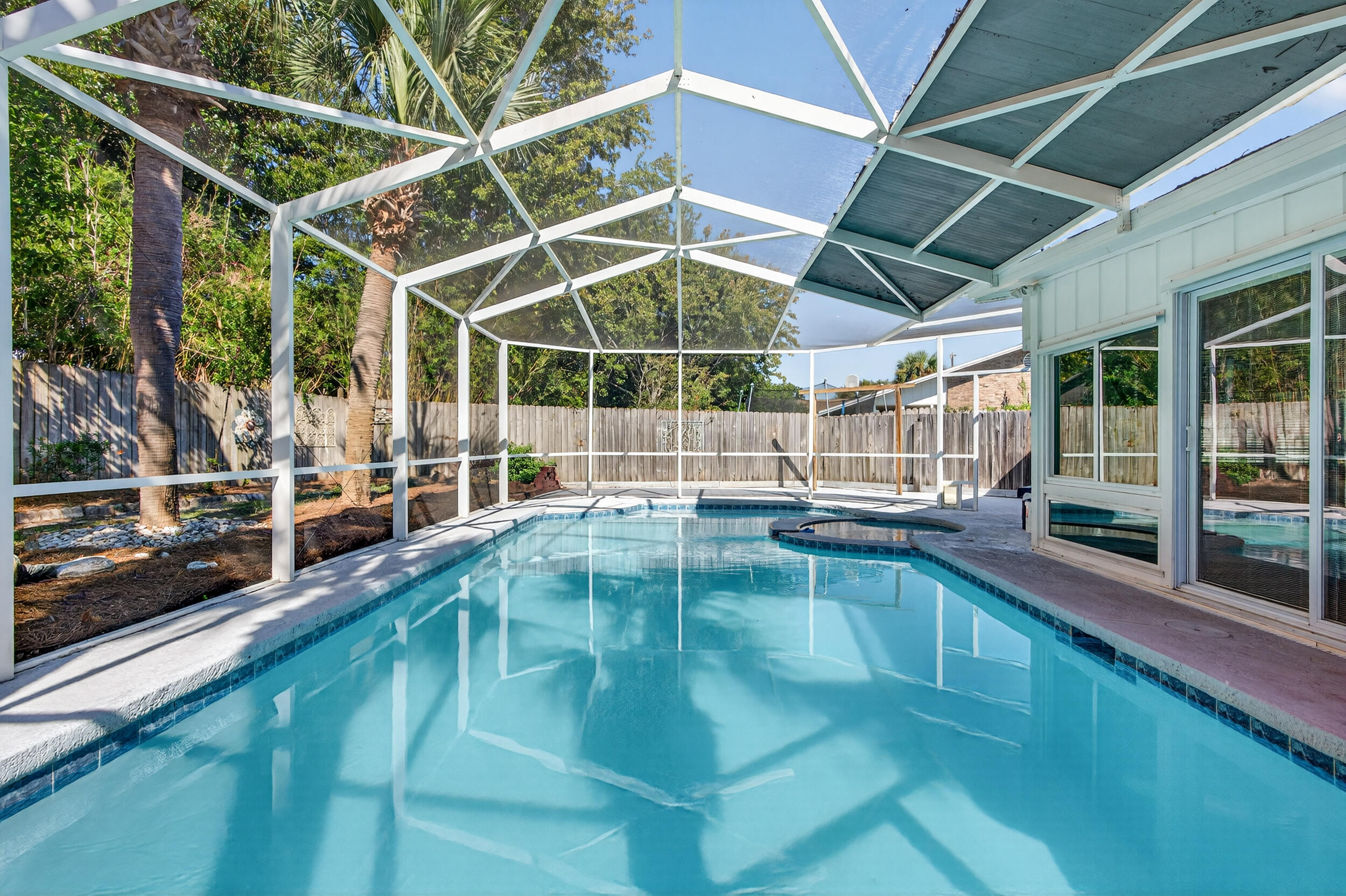 SEA HILLS 3RD - Residential