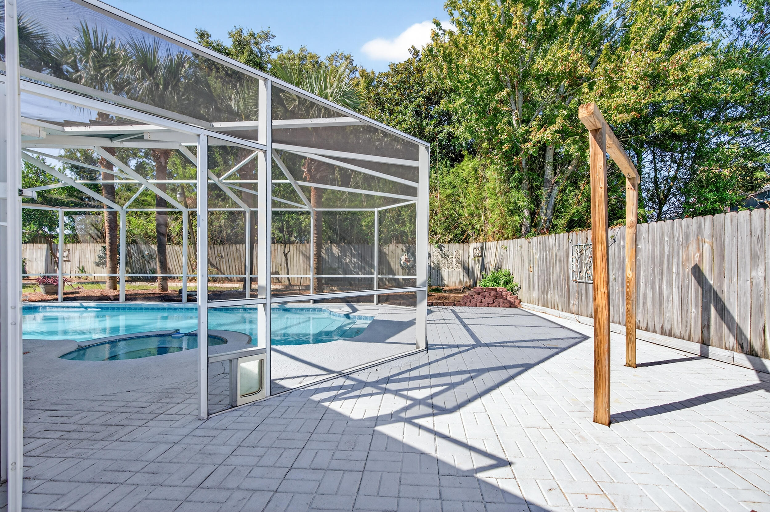 SEA HILLS 3RD - Residential