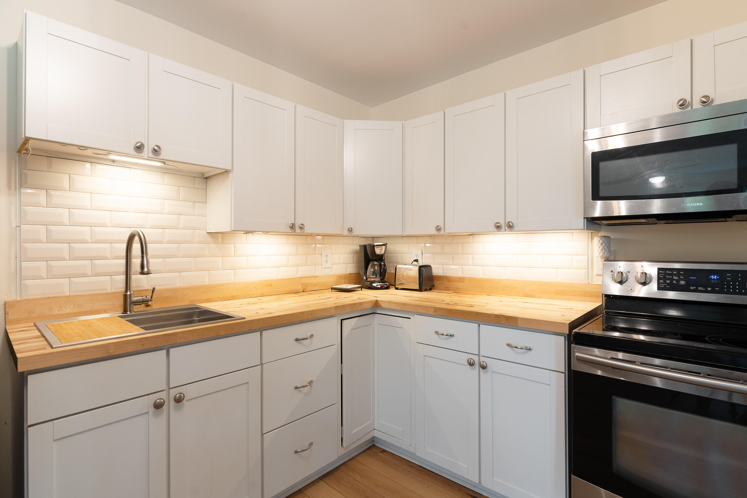 SHADY OAKS - Residential