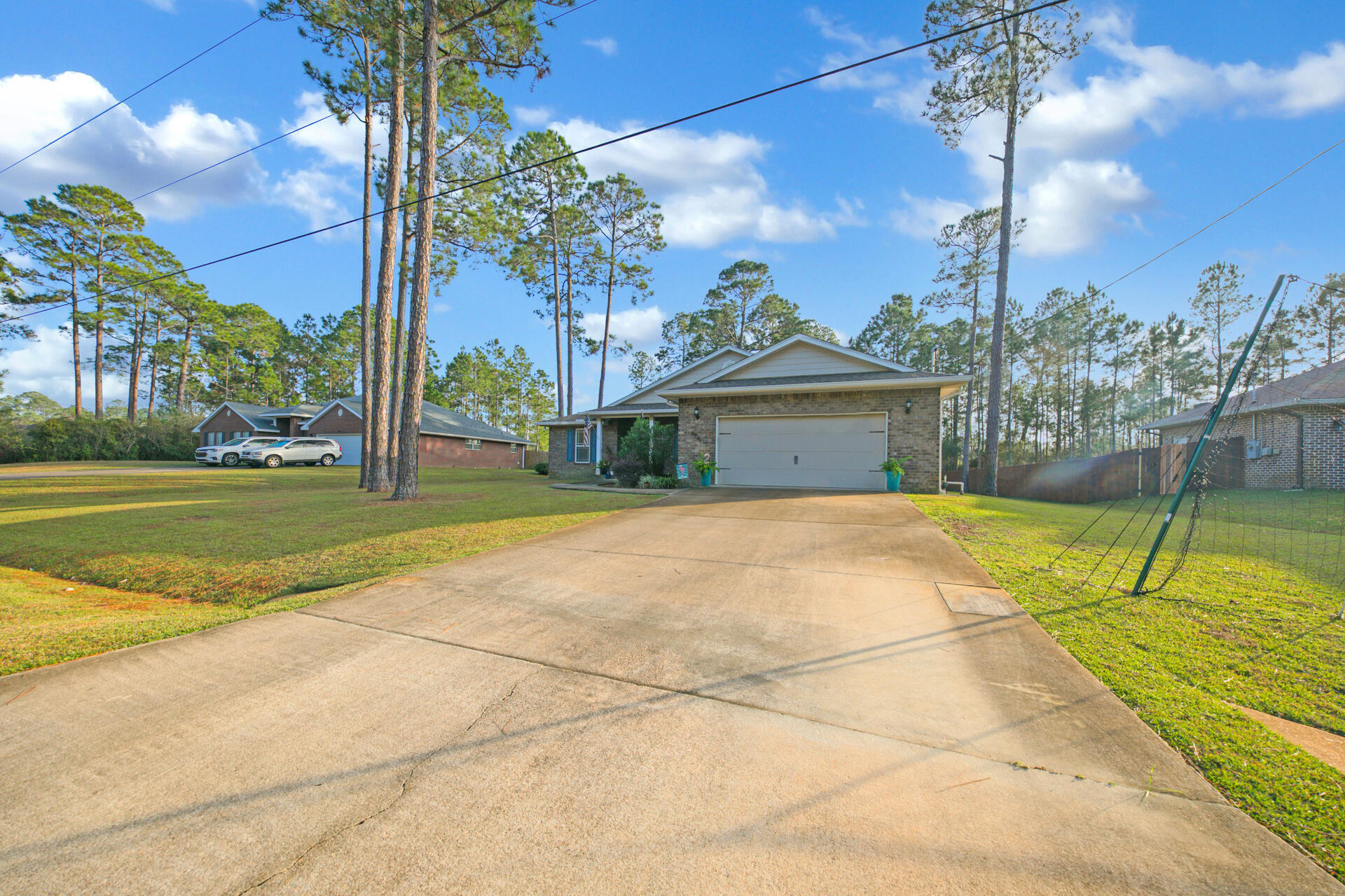 HOLLEY BY THE SEA - Residential