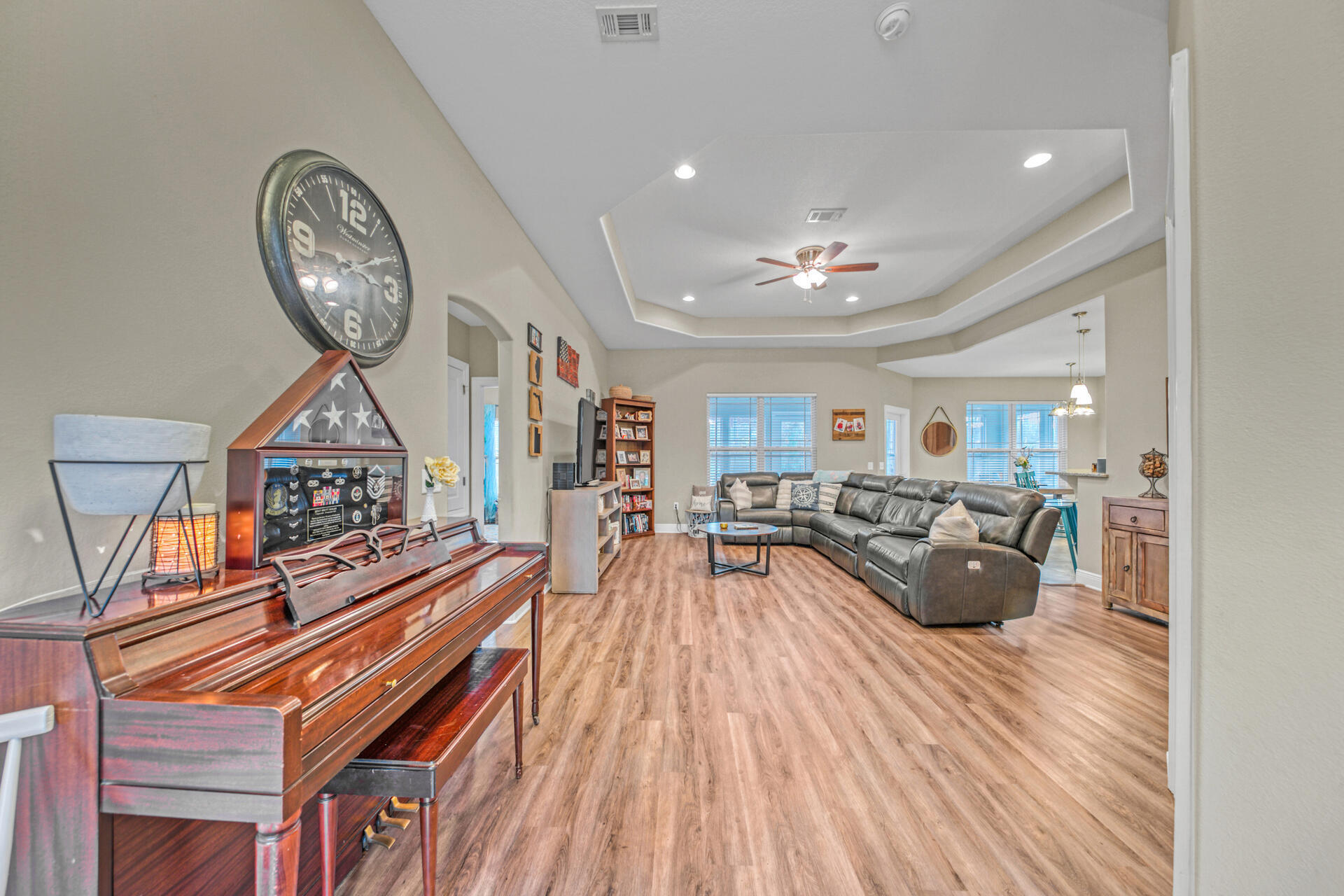 HOLLEY BY THE SEA - Residential