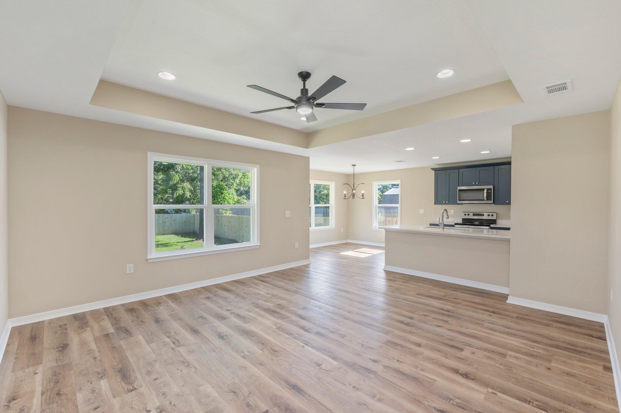 GARDEN CITY - Residential