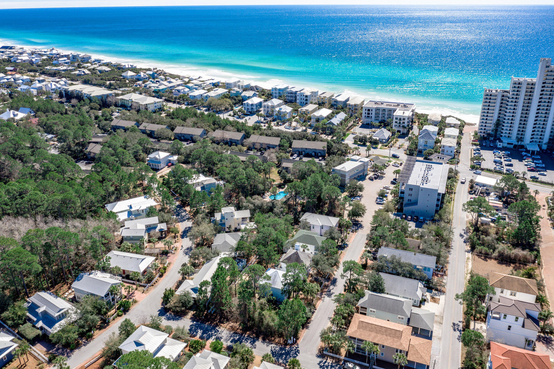 CASSINE VILLAGE - Land