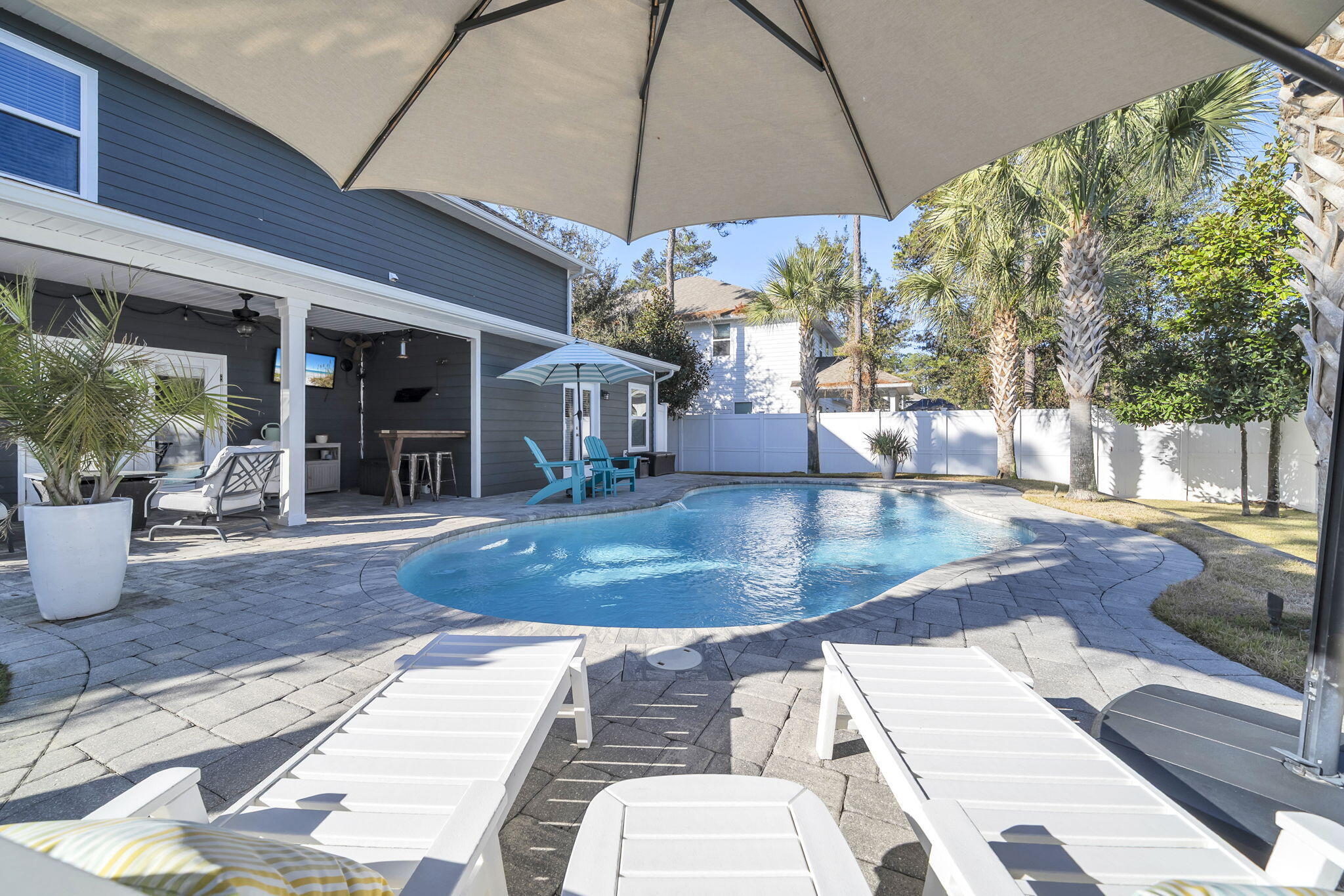 Mussett Bayou Manor - Residential