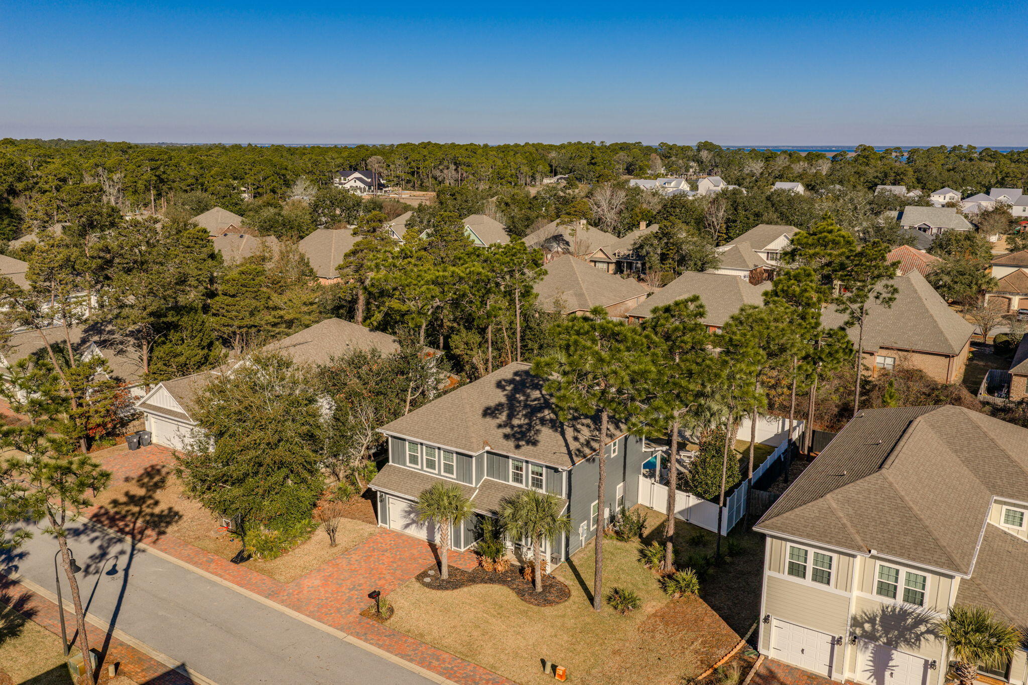 Mussett Bayou Manor - Residential
