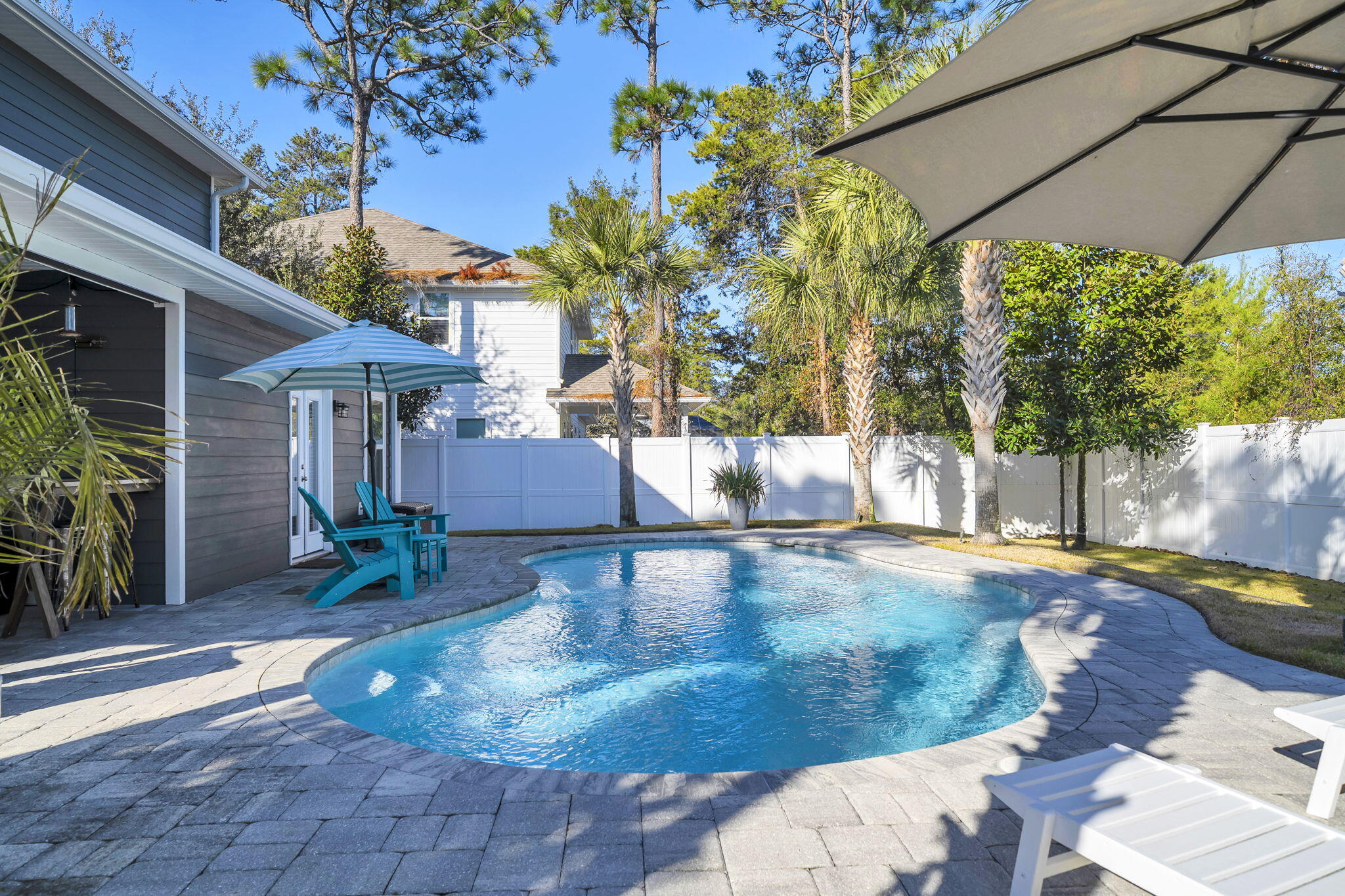 Mussett Bayou Manor - Residential