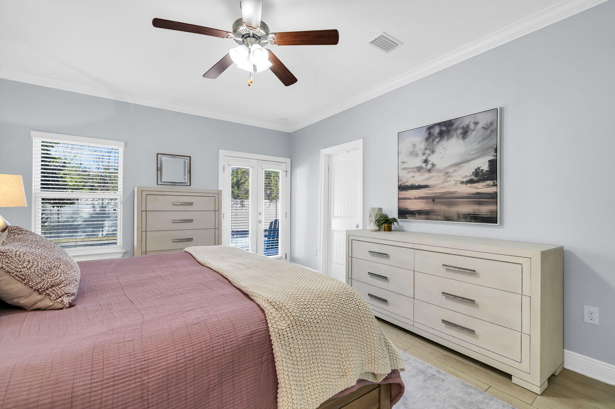 Mussett Bayou Manor - Residential