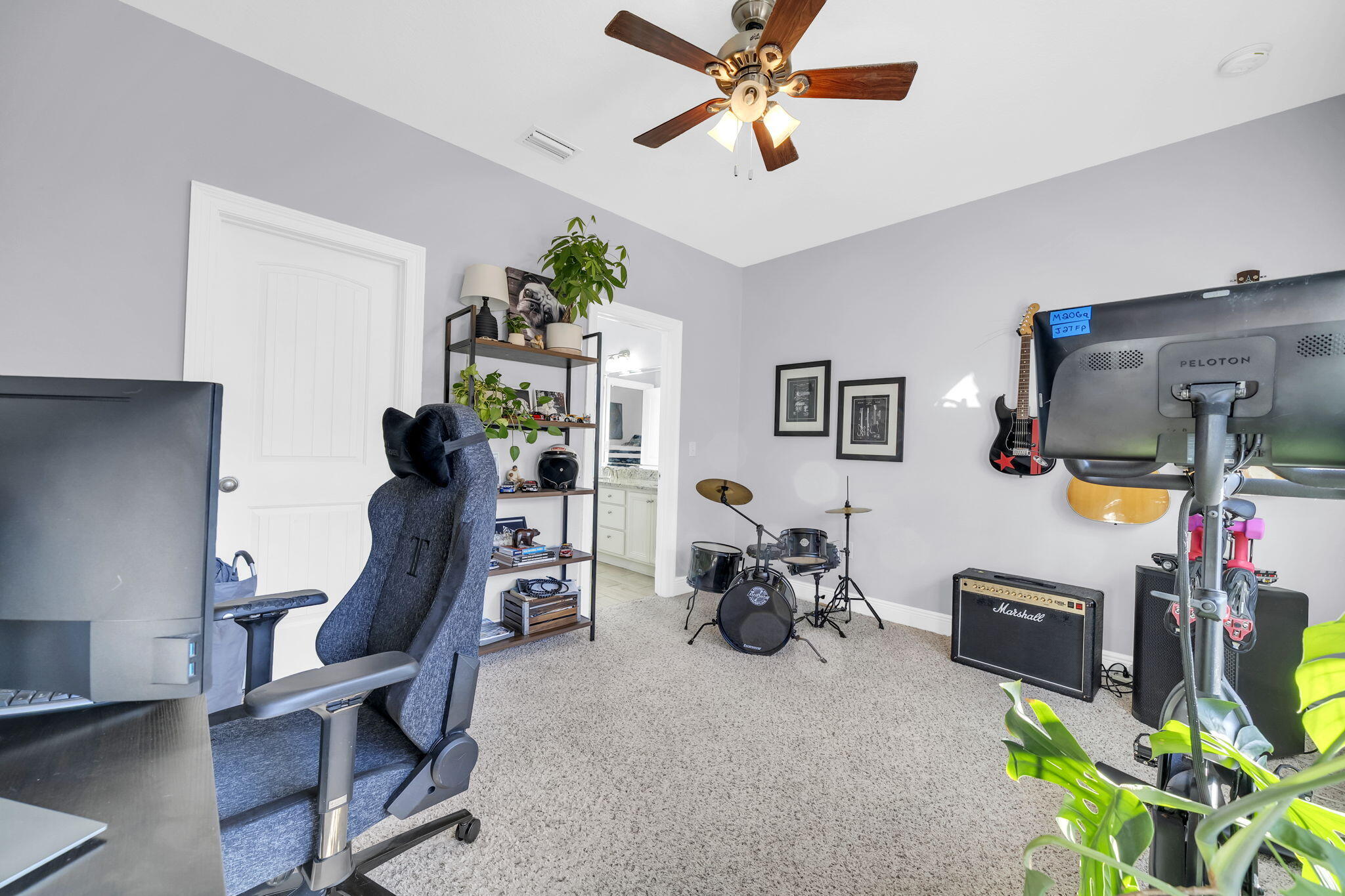 Mussett Bayou Manor - Residential