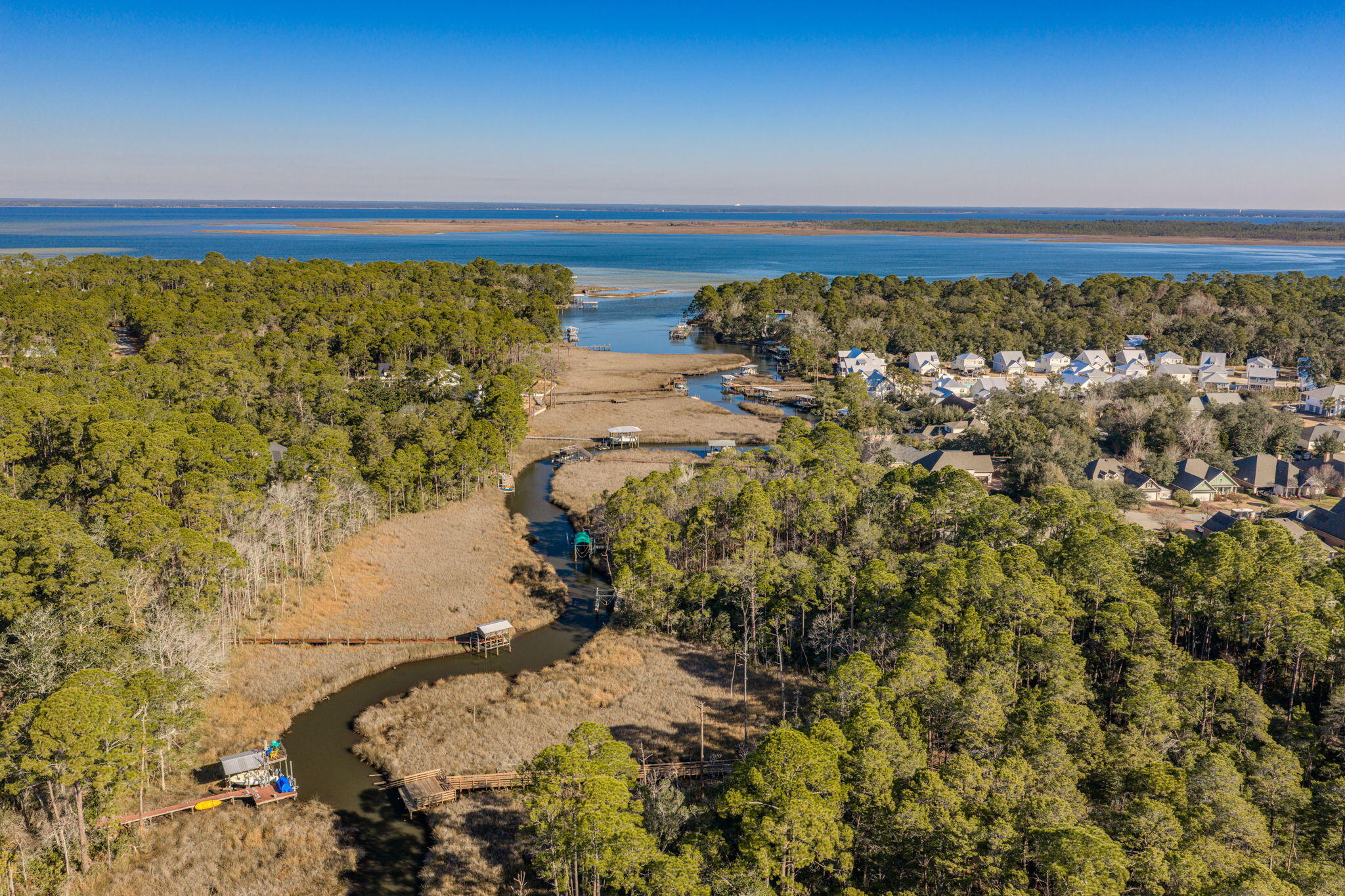 Mussett Bayou Manor - Residential