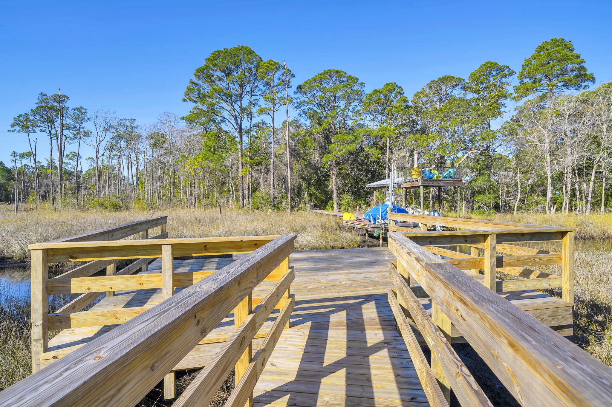 Mussett Bayou Manor - Residential