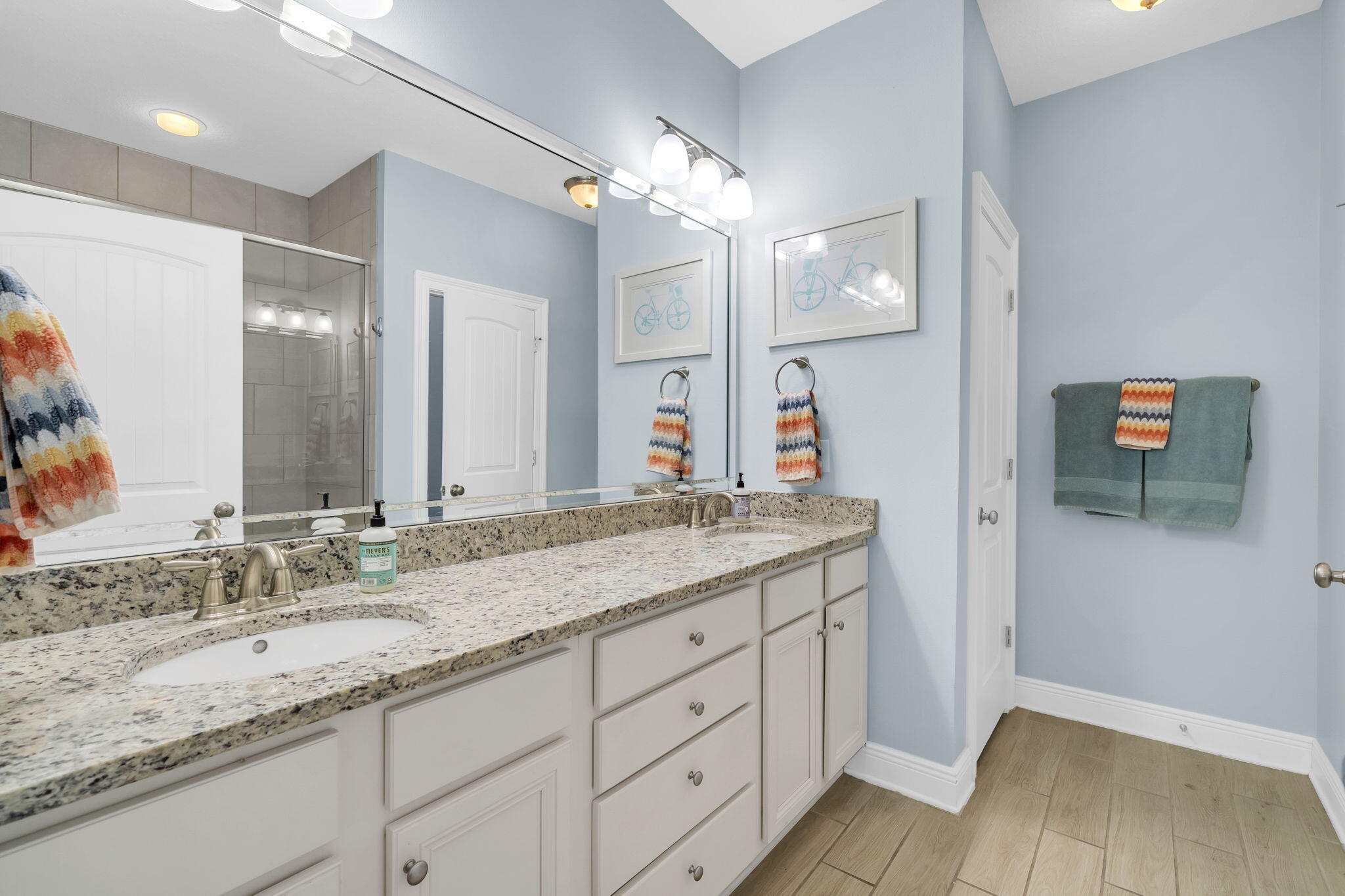 Mussett Bayou Manor - Residential