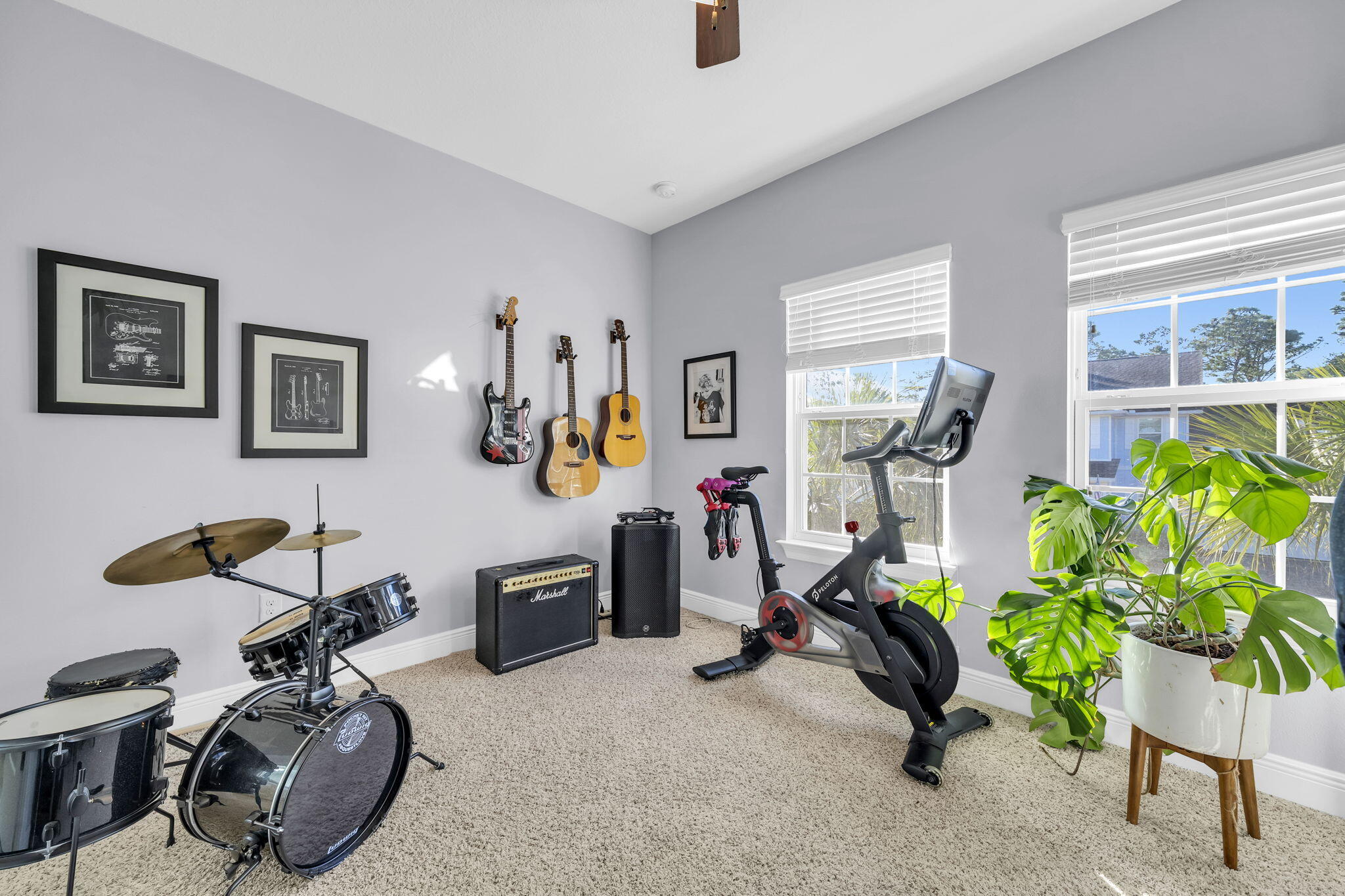 Mussett Bayou Manor - Residential