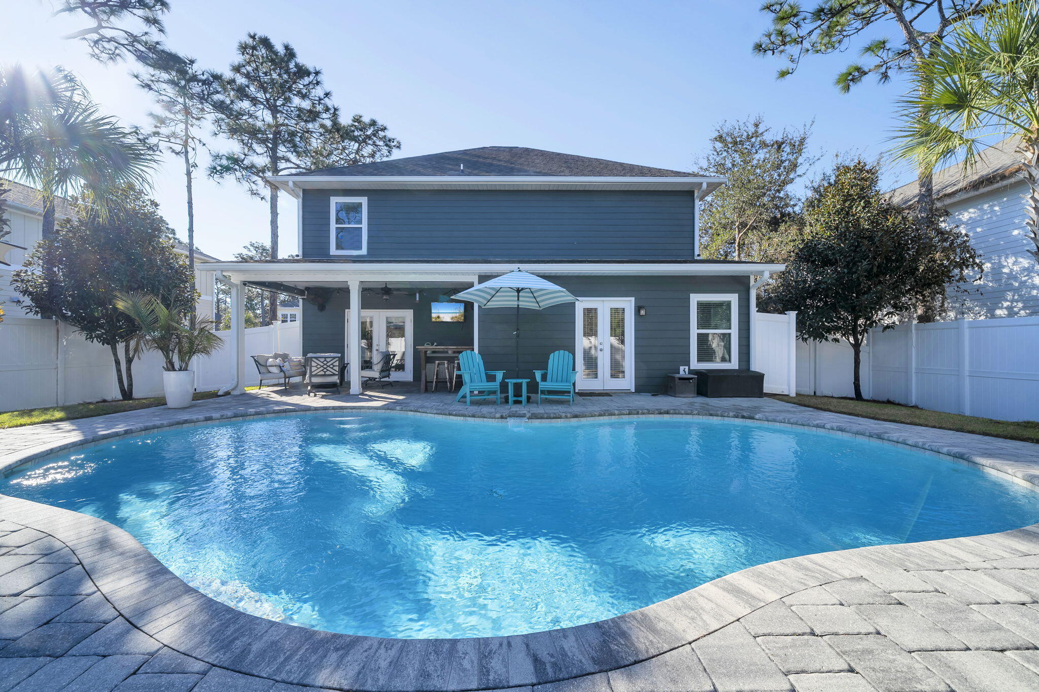 Mussett Bayou Manor - Residential