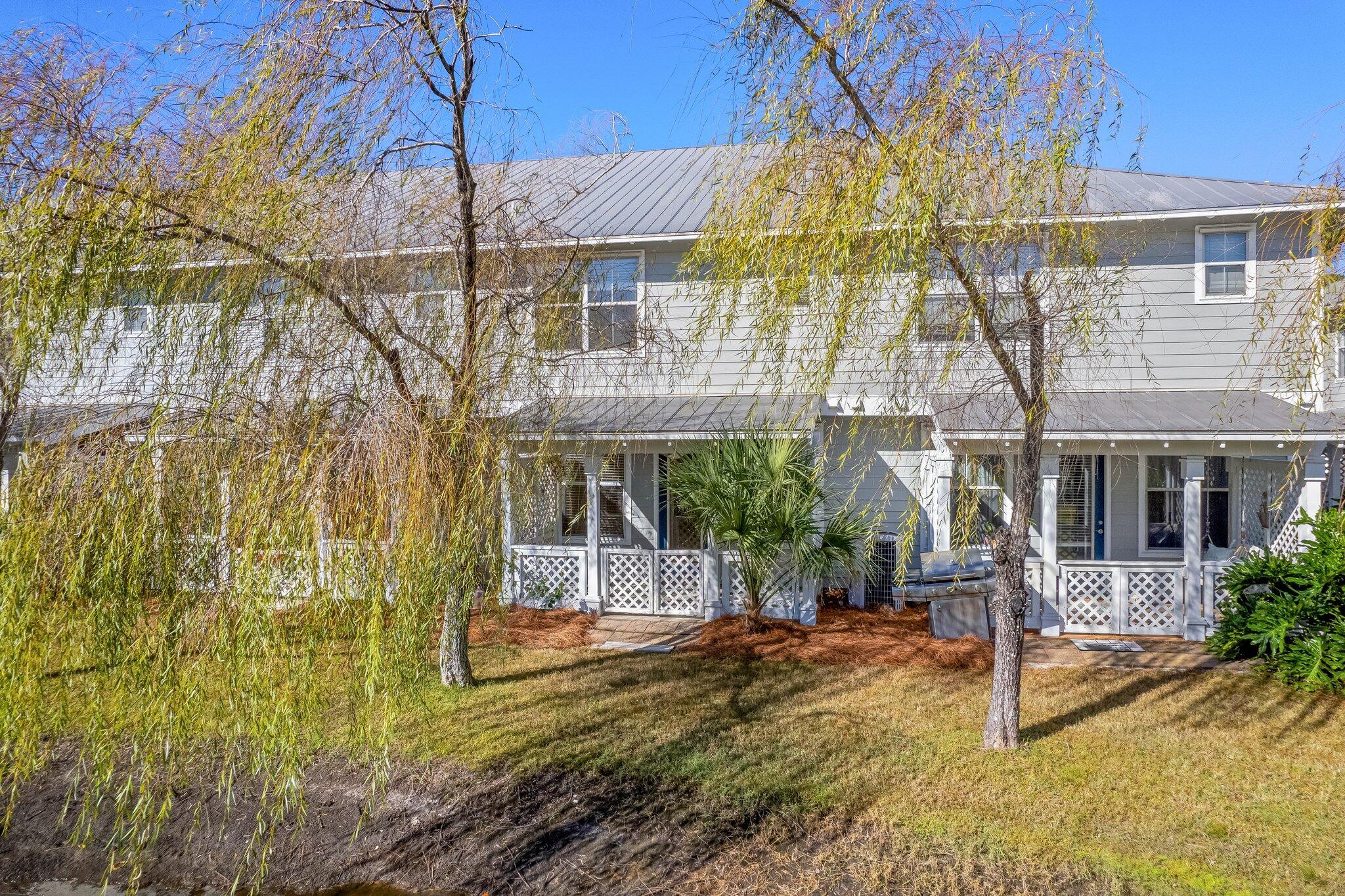 EAGLE BAY - Residential Lease