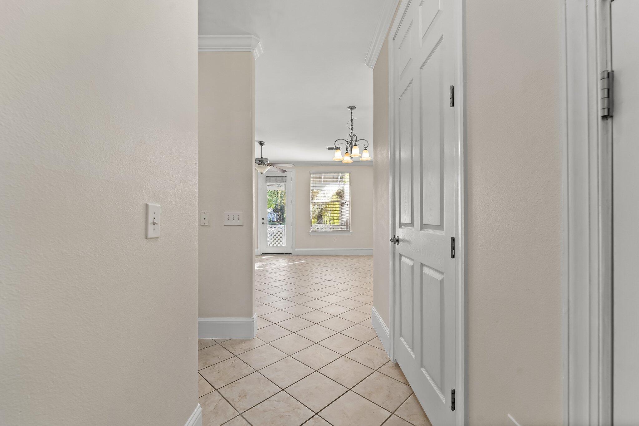 EAGLE BAY - Residential Lease