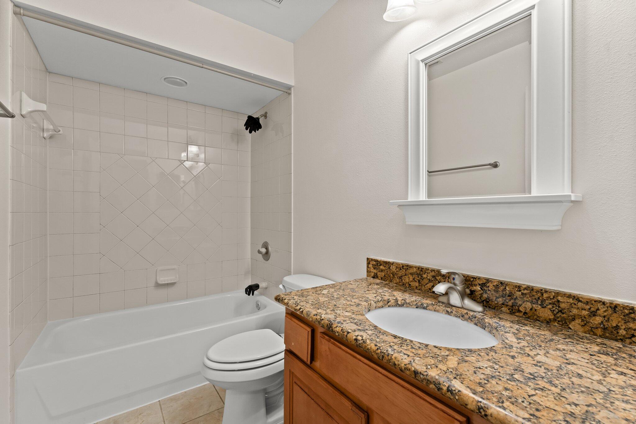 EAGLE BAY - Residential Lease