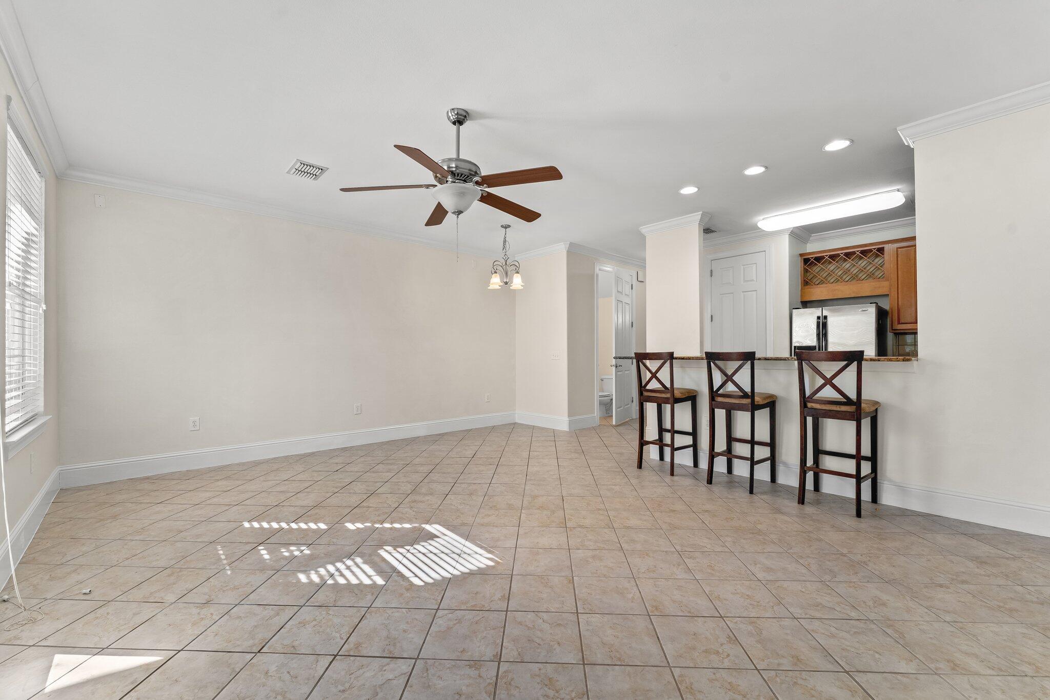 EAGLE BAY - Residential Lease