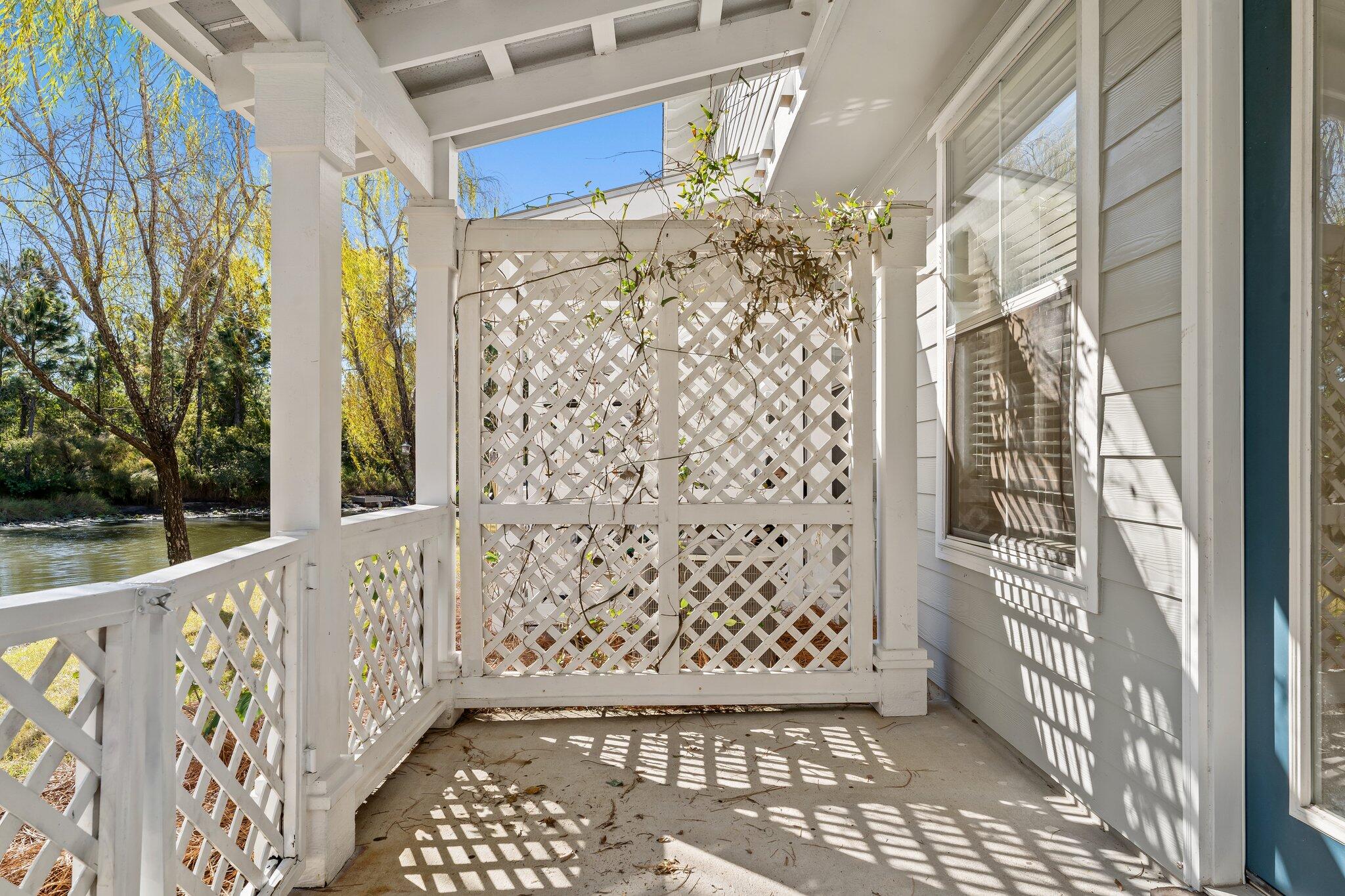 EAGLE BAY - Residential Lease