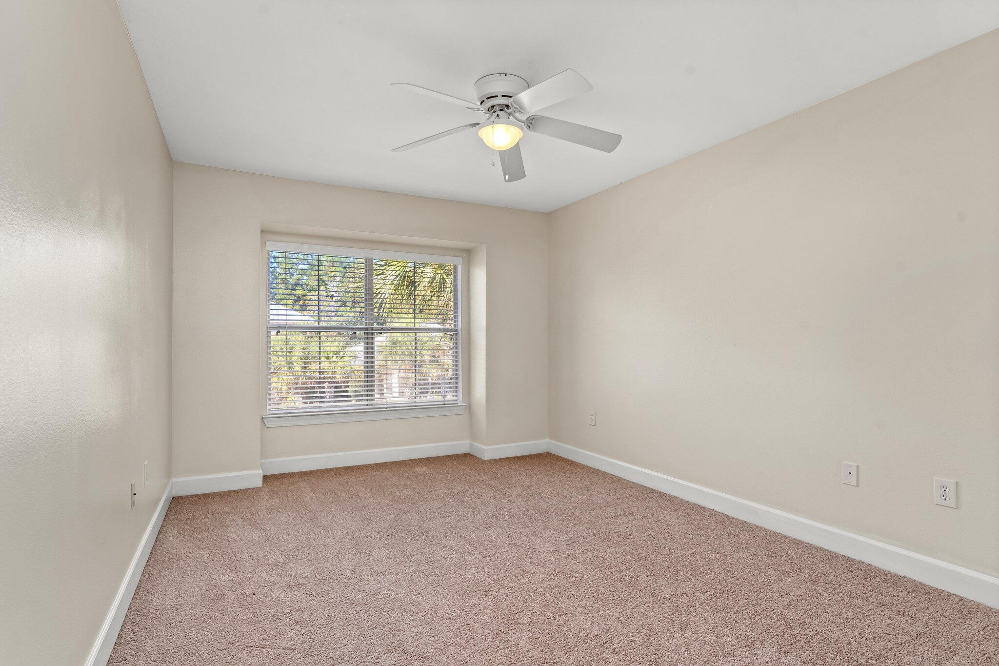 EAGLE BAY - Residential Lease