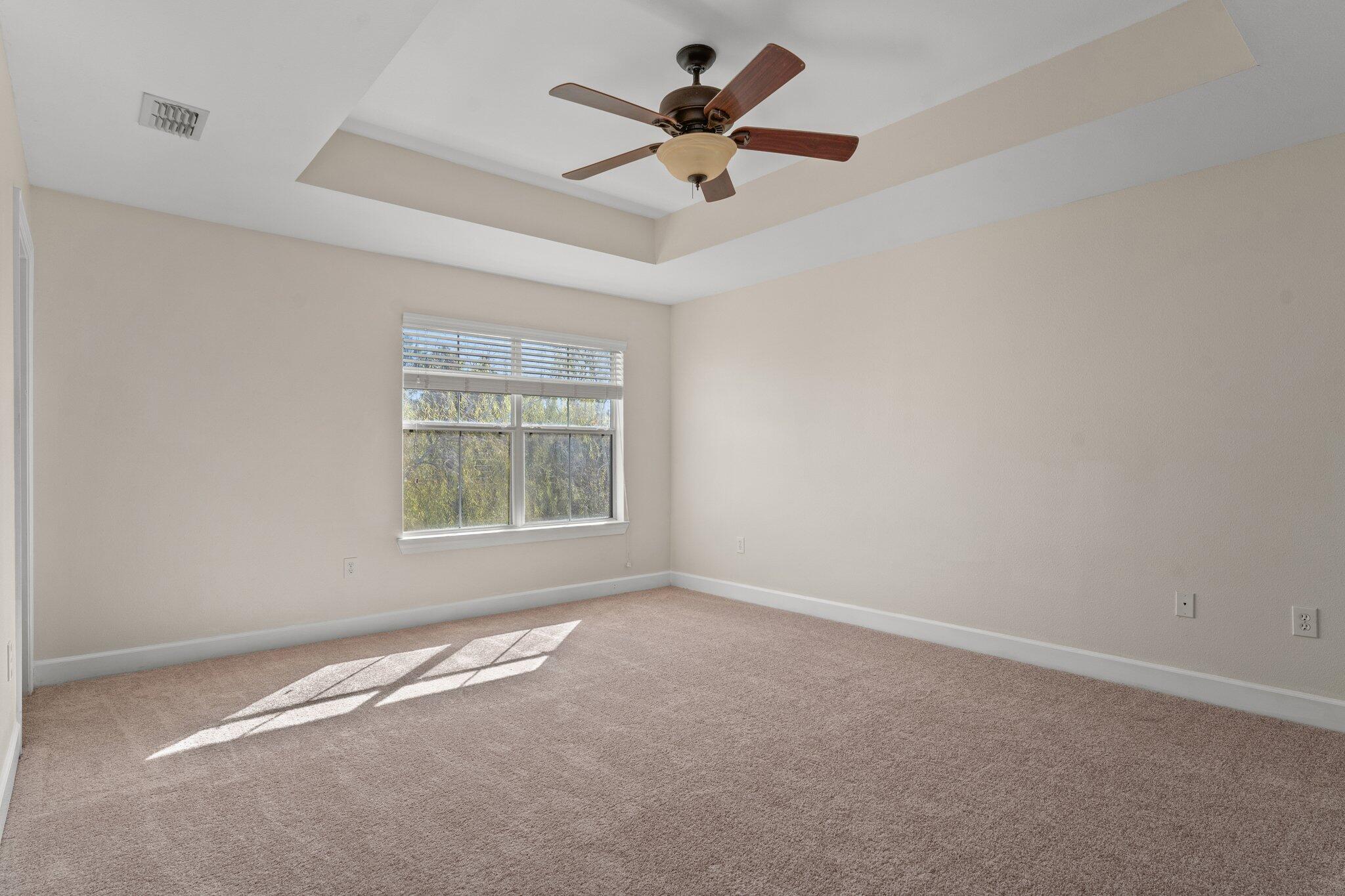 EAGLE BAY - Residential Lease