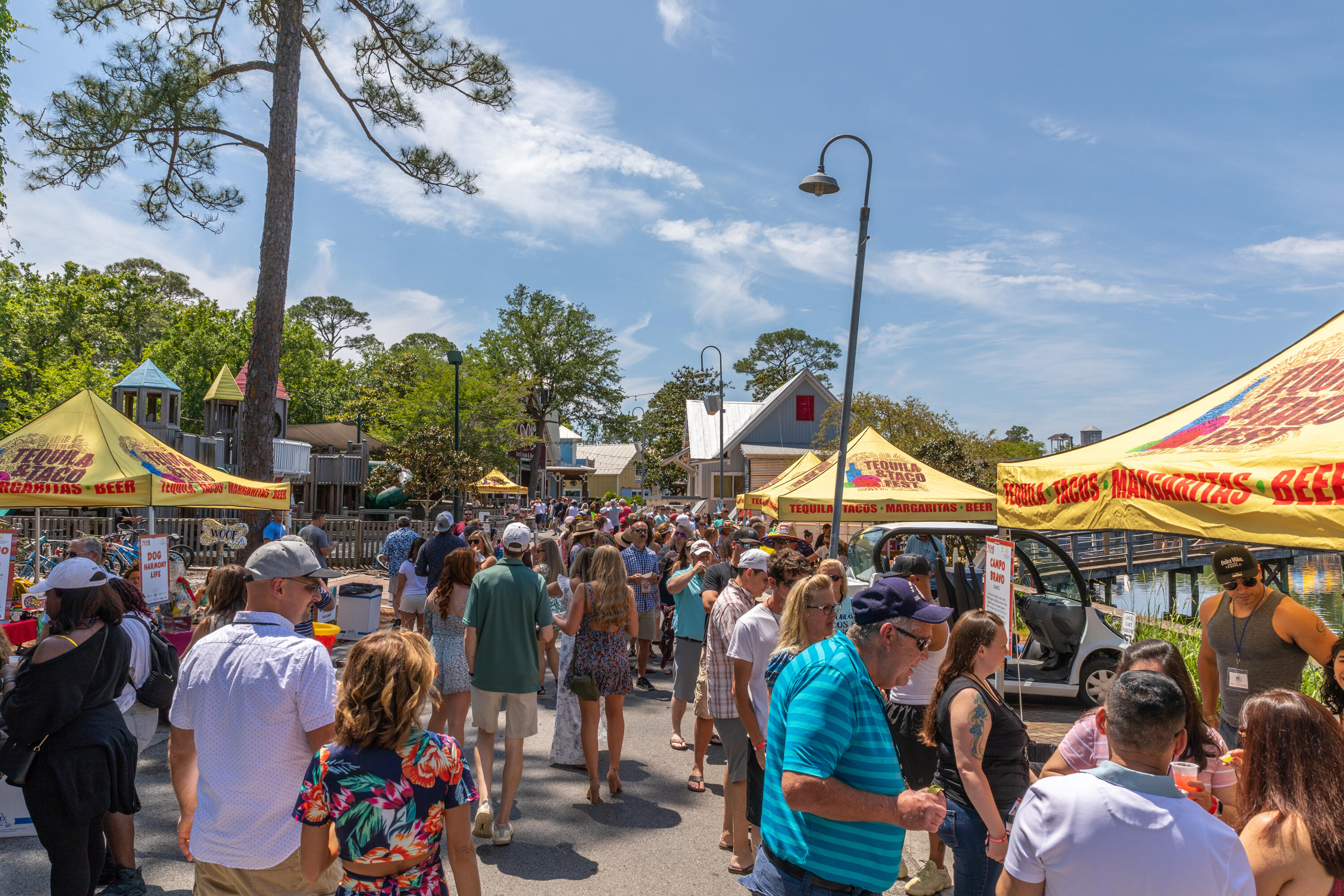 BAHIA CONDO - Residential