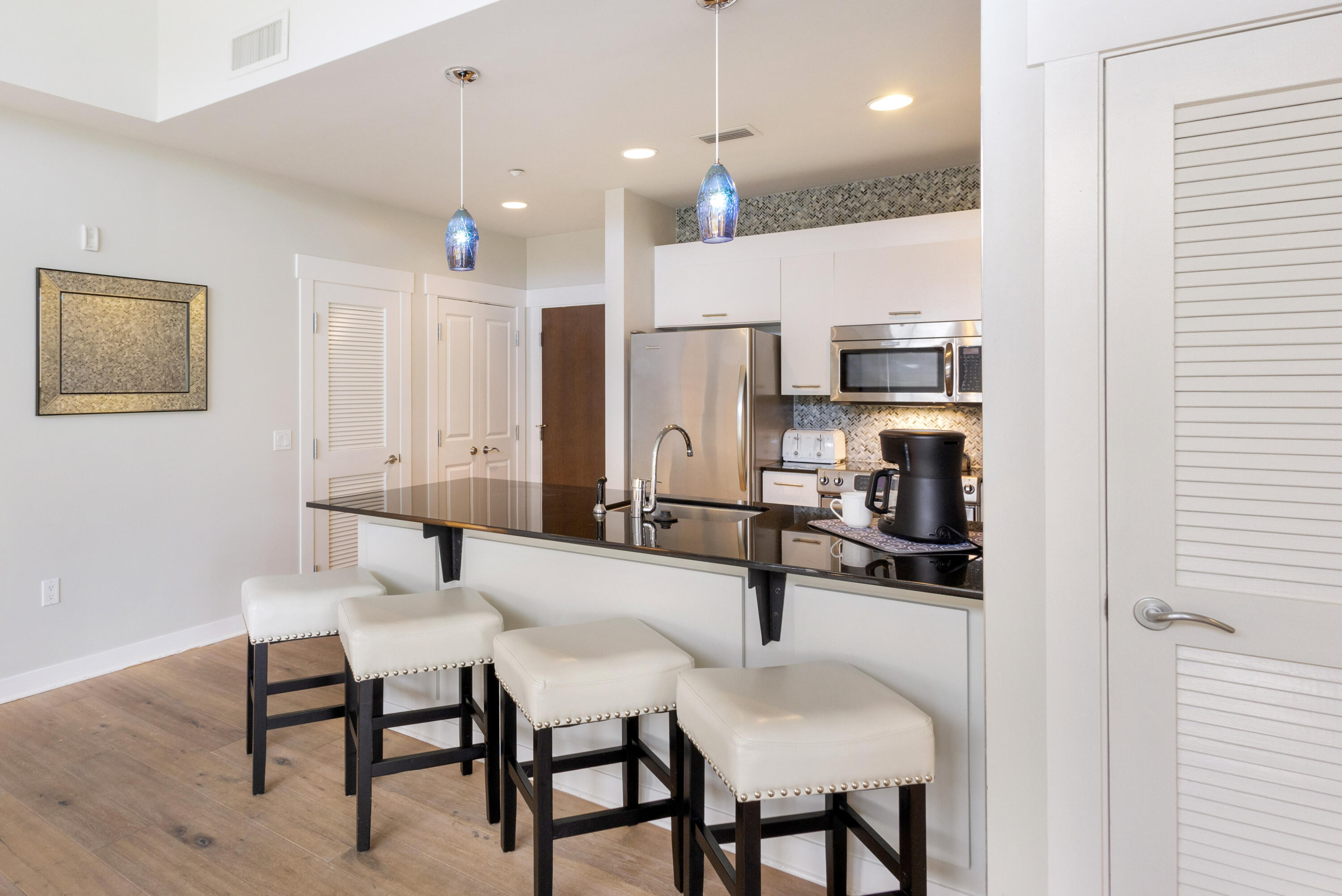 BAHIA CONDO - Residential