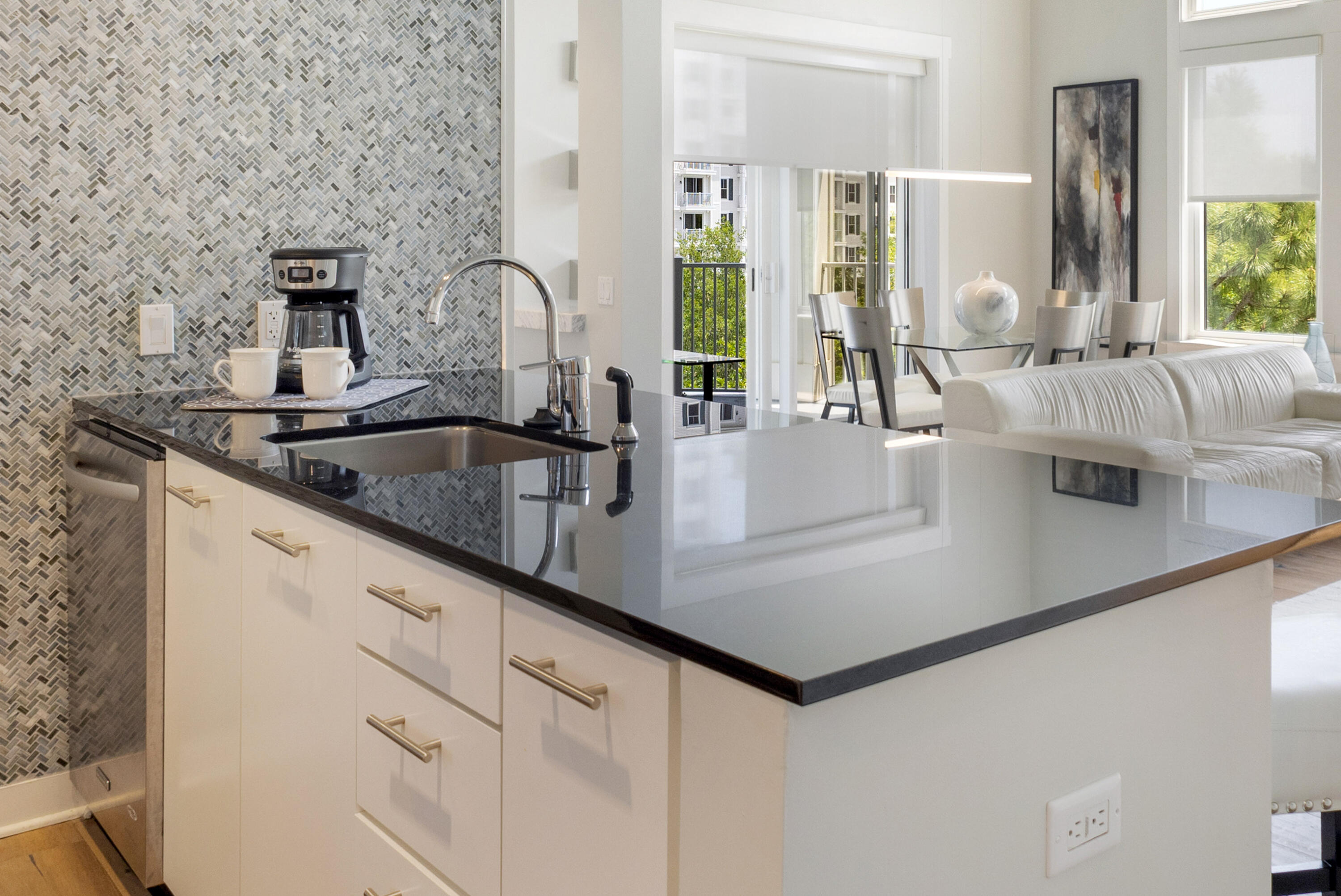 BAHIA CONDO - Residential