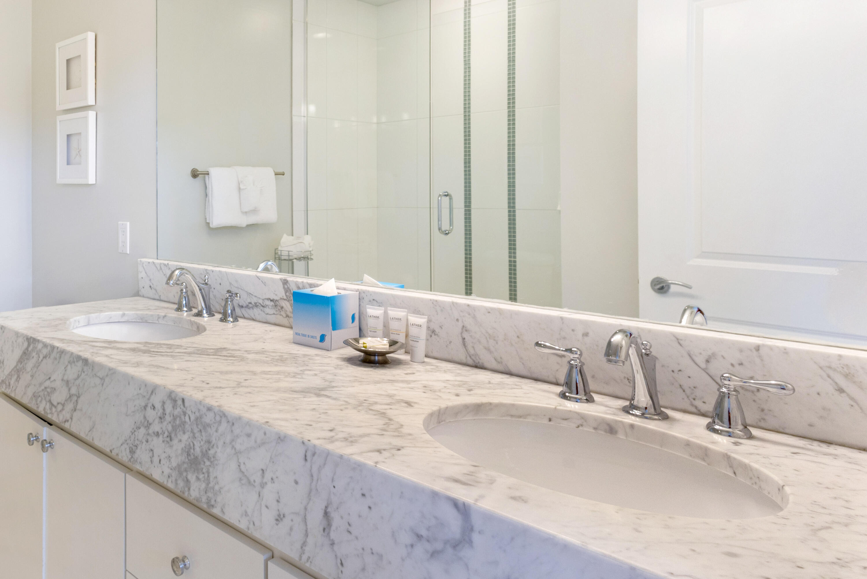 BAHIA CONDO - Residential