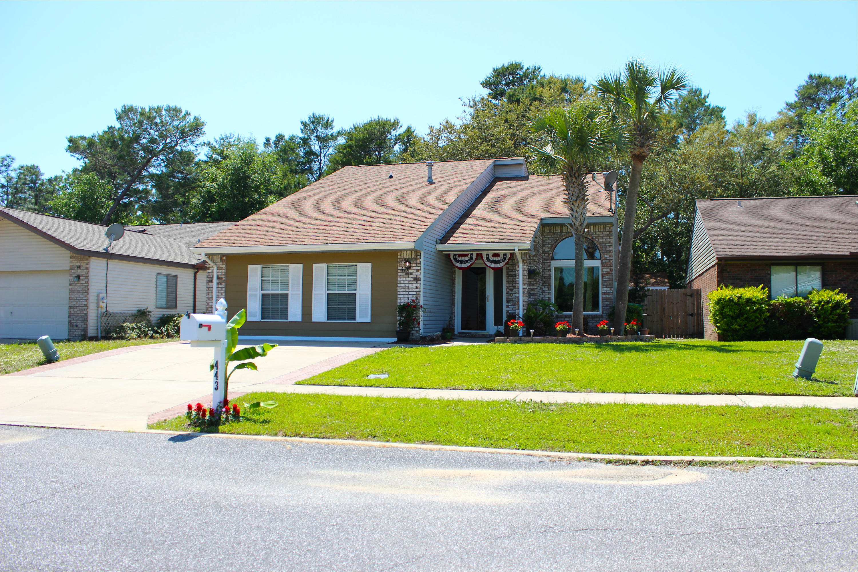 CEDAR RIDGE - Residential