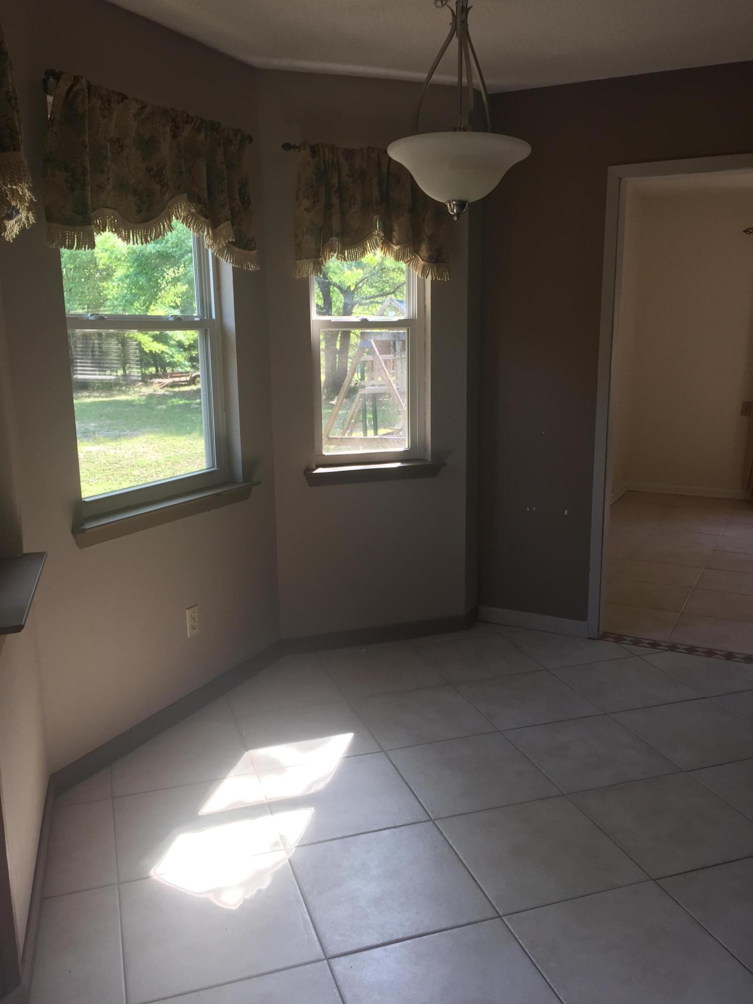 METES & BOUNDS - Residential Lease