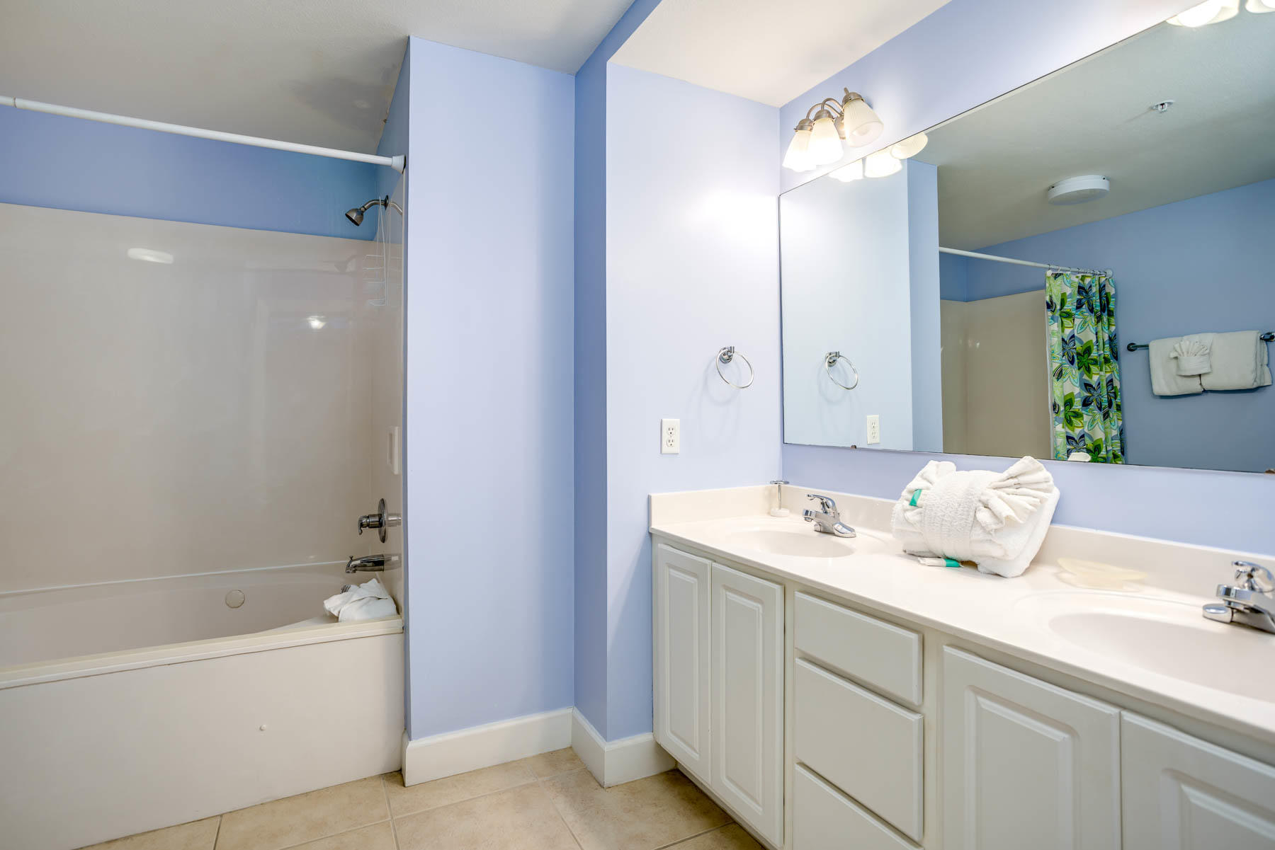 SUNRISE BEACH - Residential