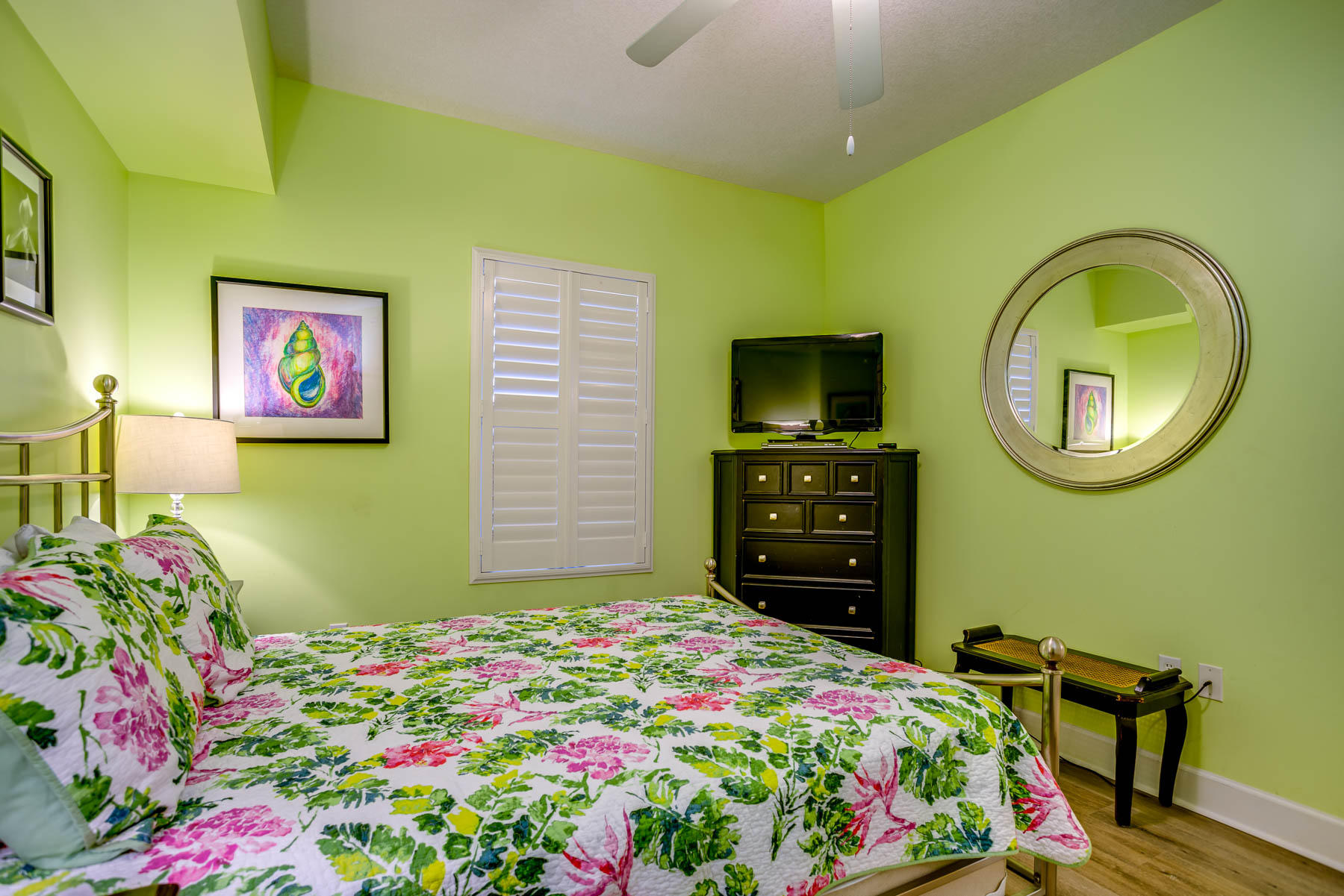 SUNRISE BEACH - Residential