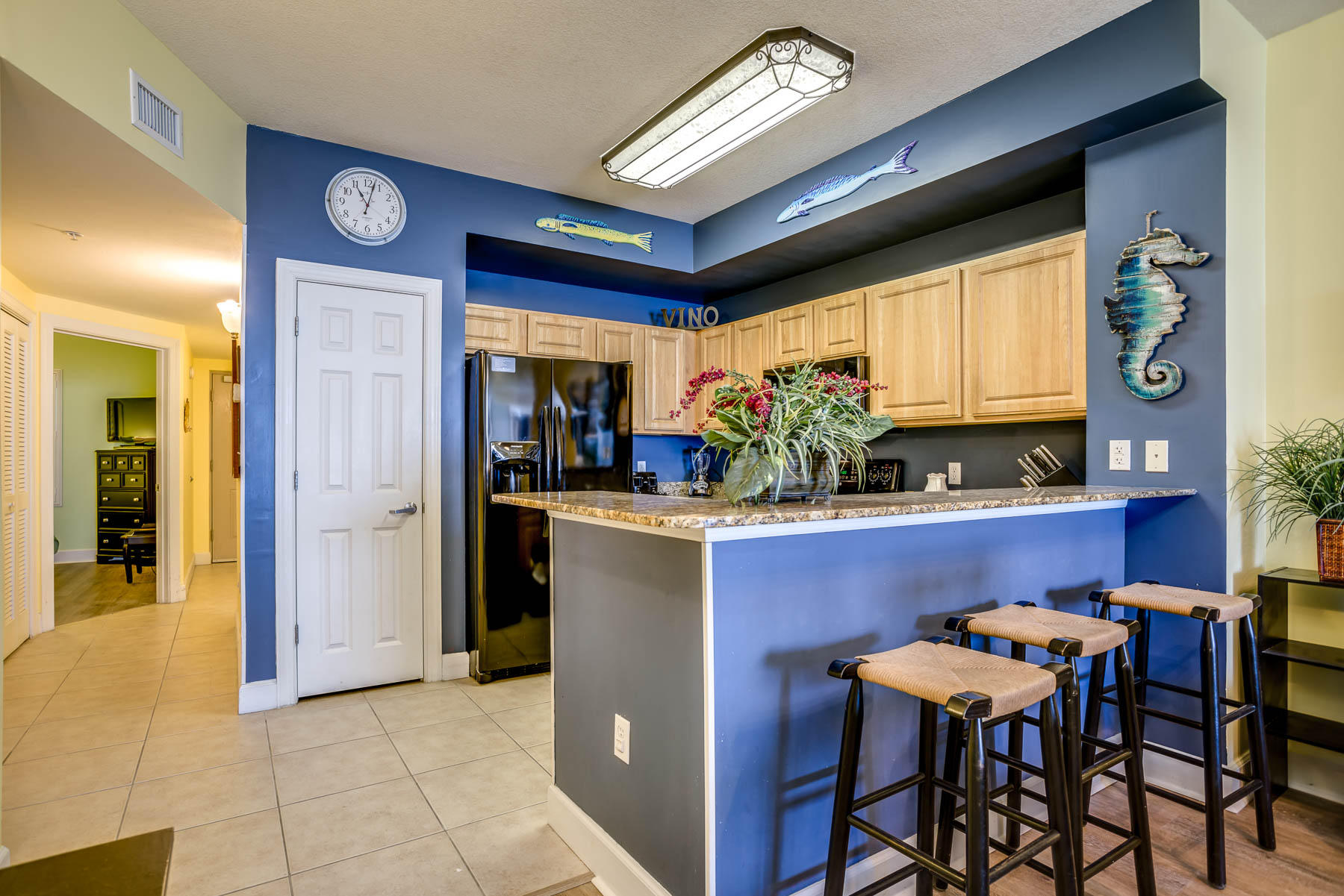 SUNRISE BEACH - Residential