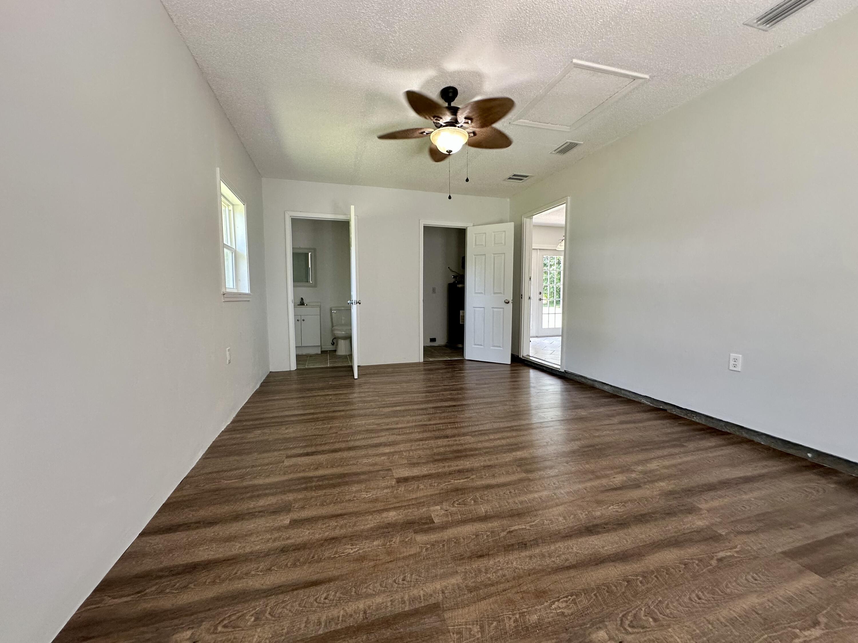 BAY COUNTRY ESTATES - Residential