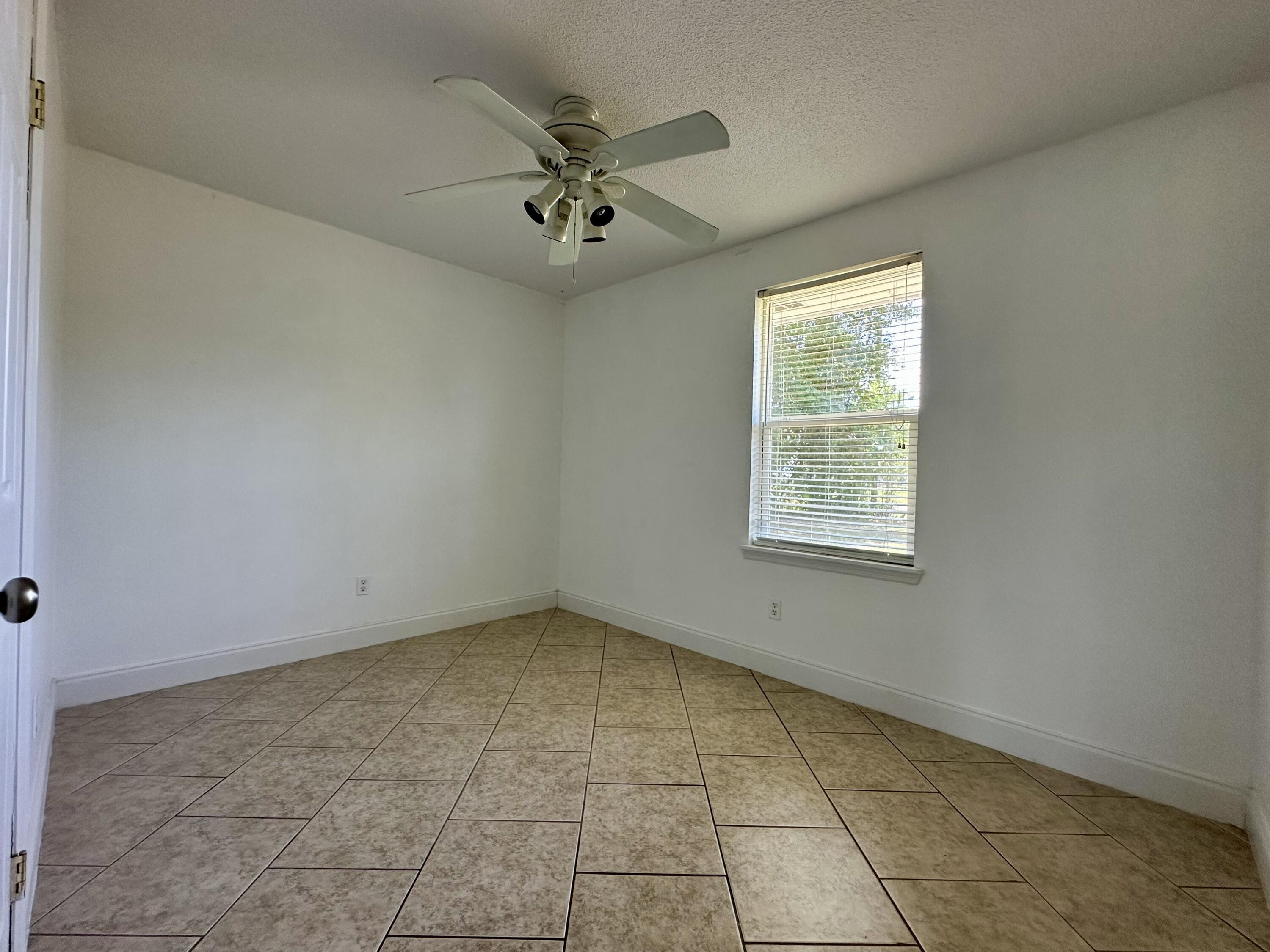 BAY COUNTRY ESTATES - Residential