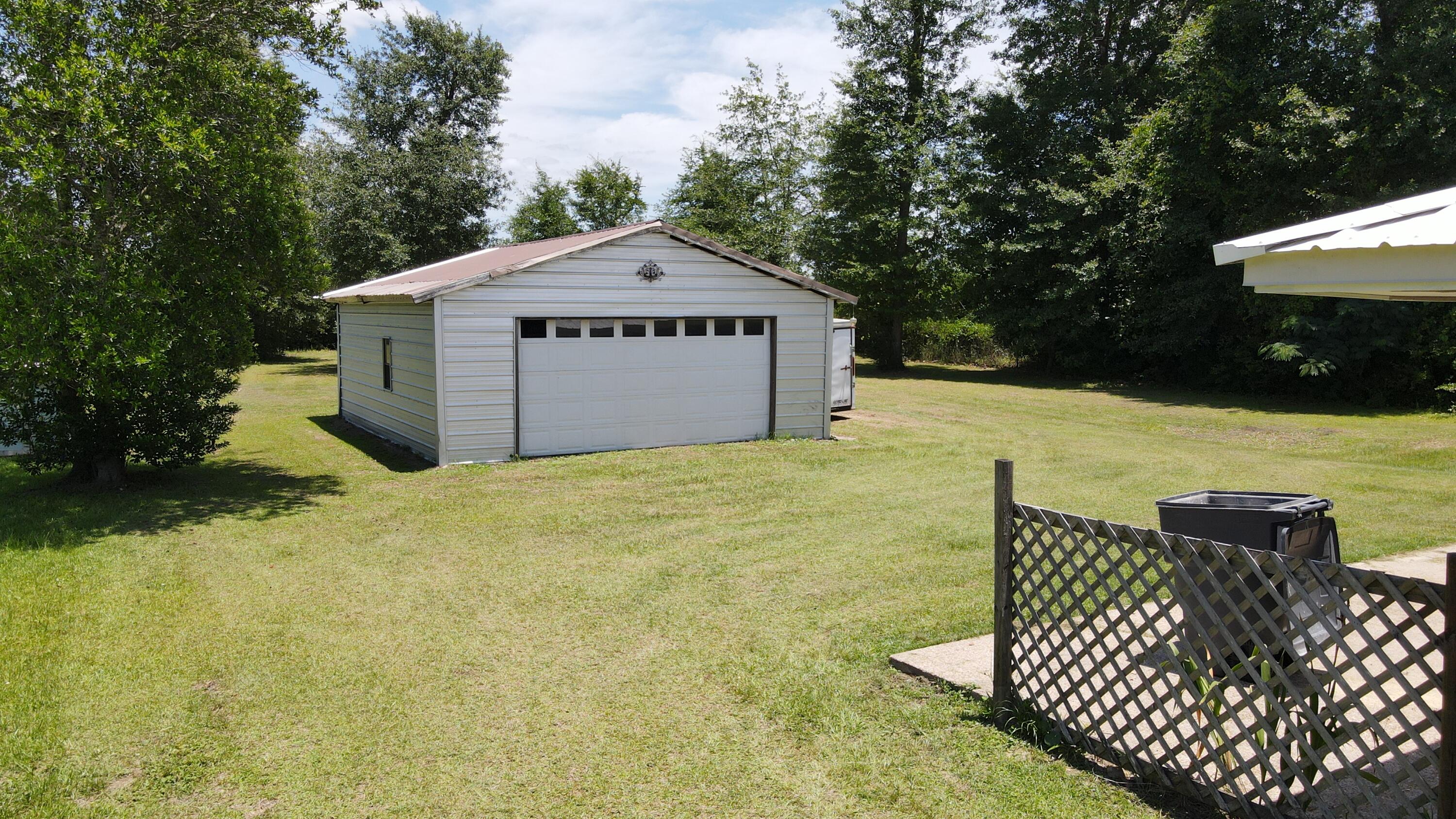 BAY COUNTRY ESTATES - Residential