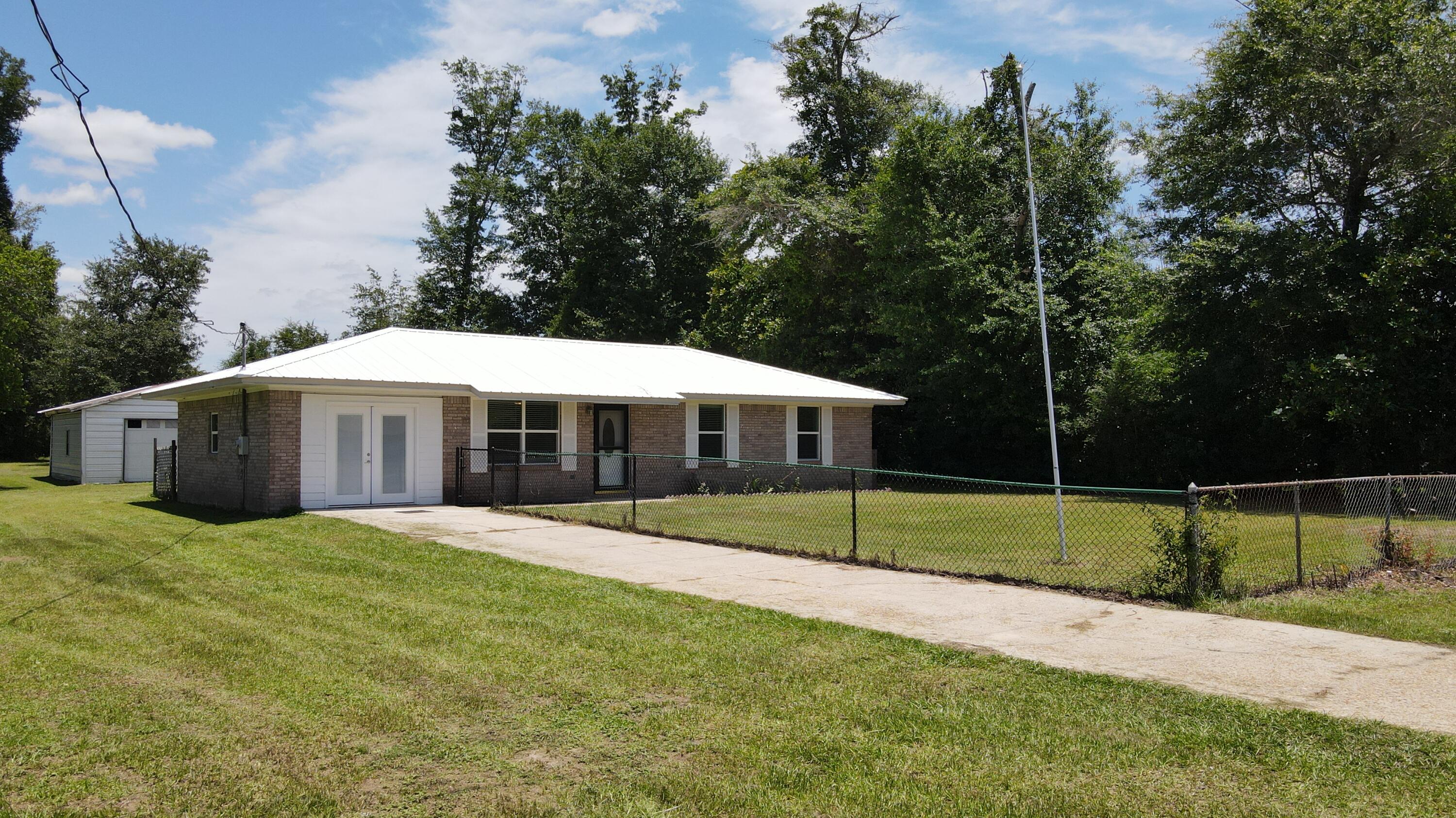 BAY COUNTRY ESTATES - Residential