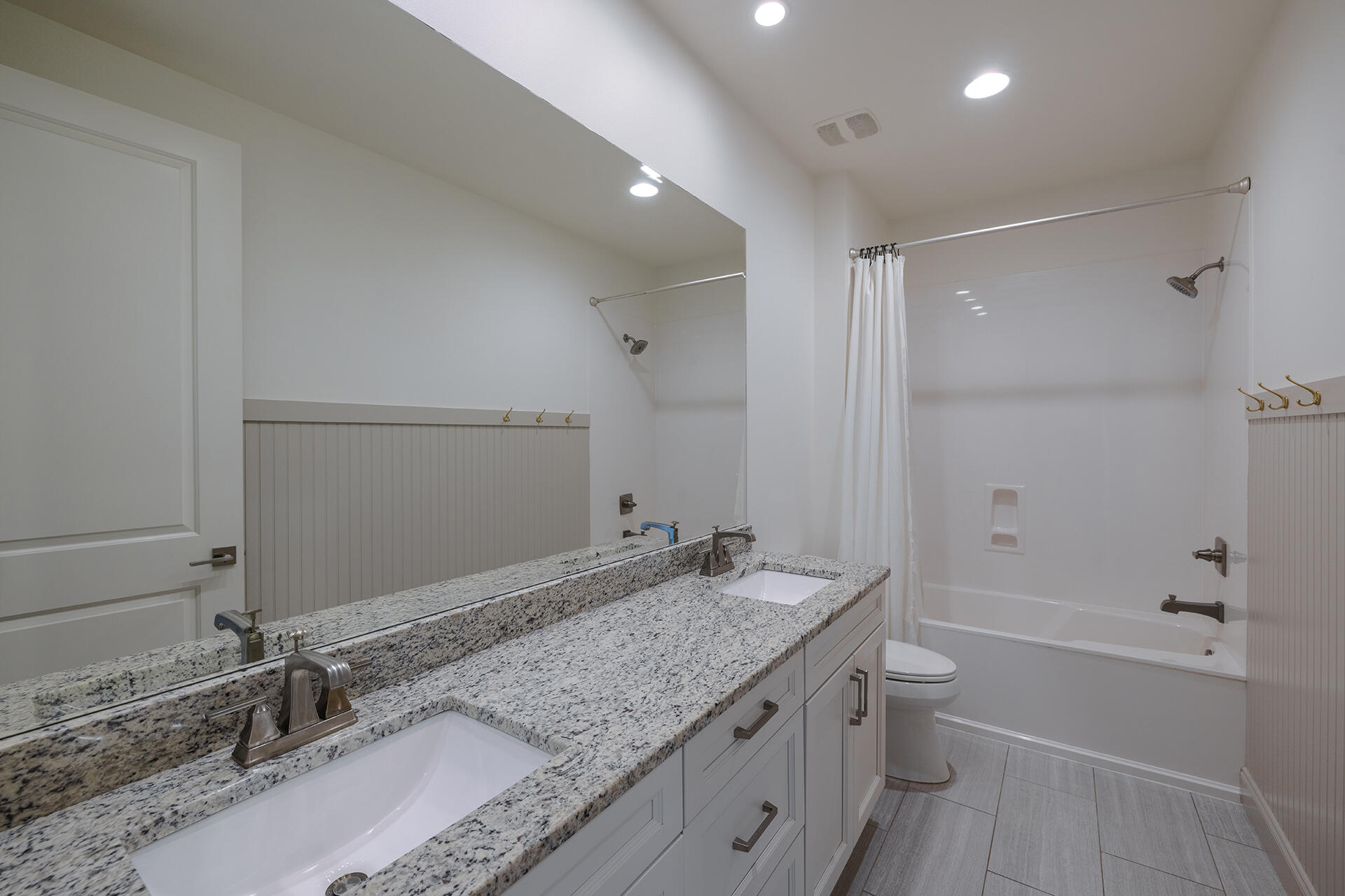 MAGNOLIA WOODS PHASE III - Residential