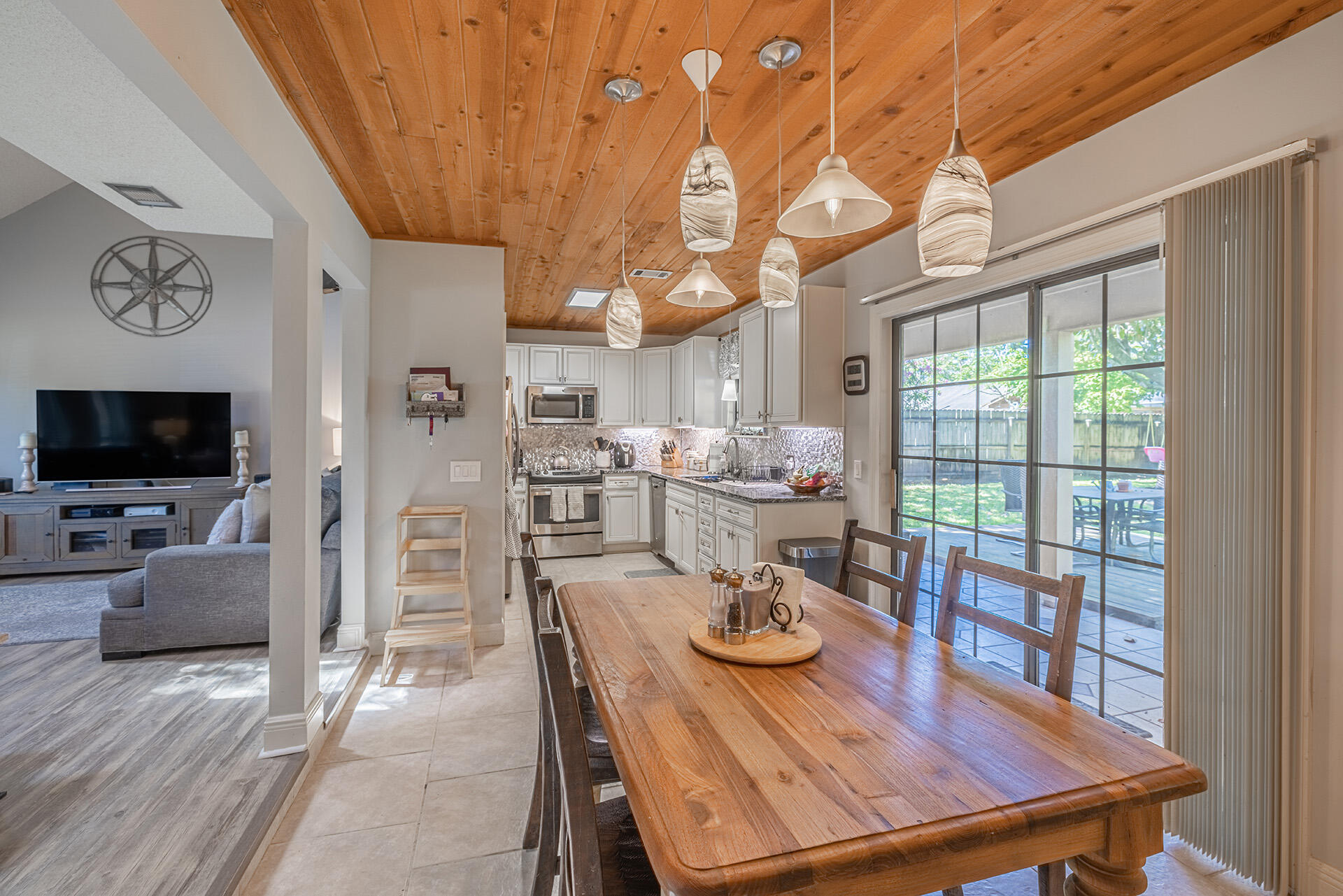 KELL-AIRE GARDENS - Residential