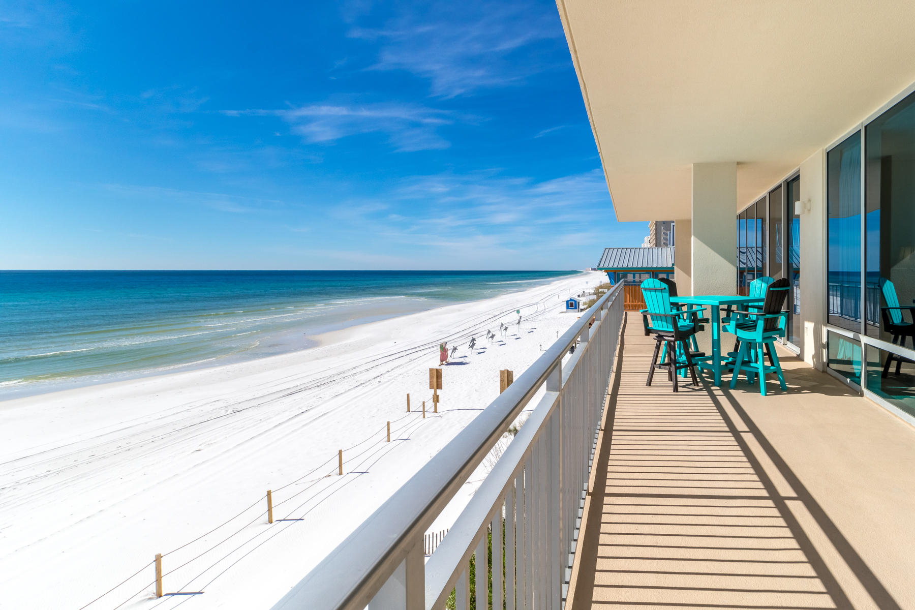 SIGNATURE BEACH - Residential