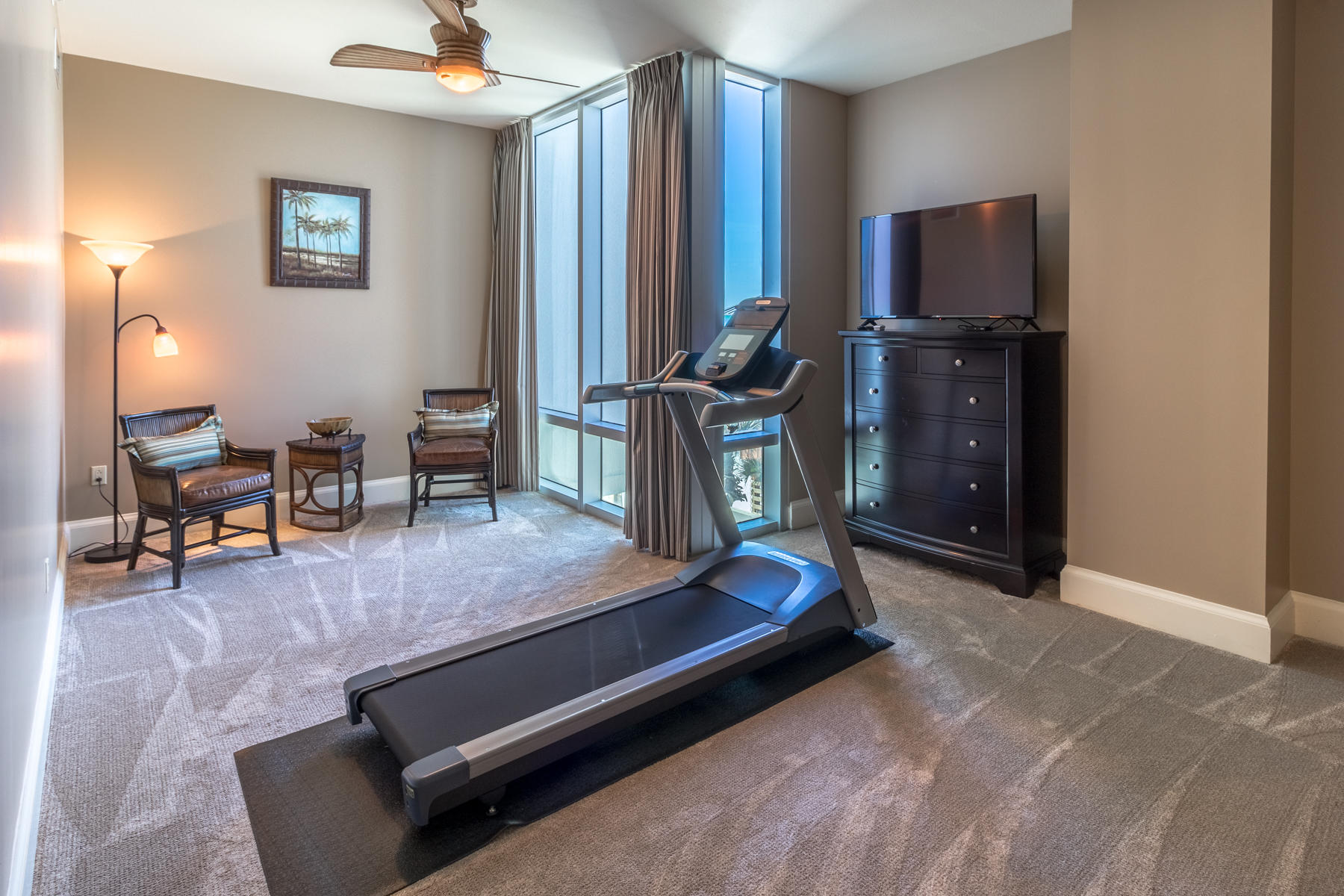 SIGNATURE BEACH - Residential