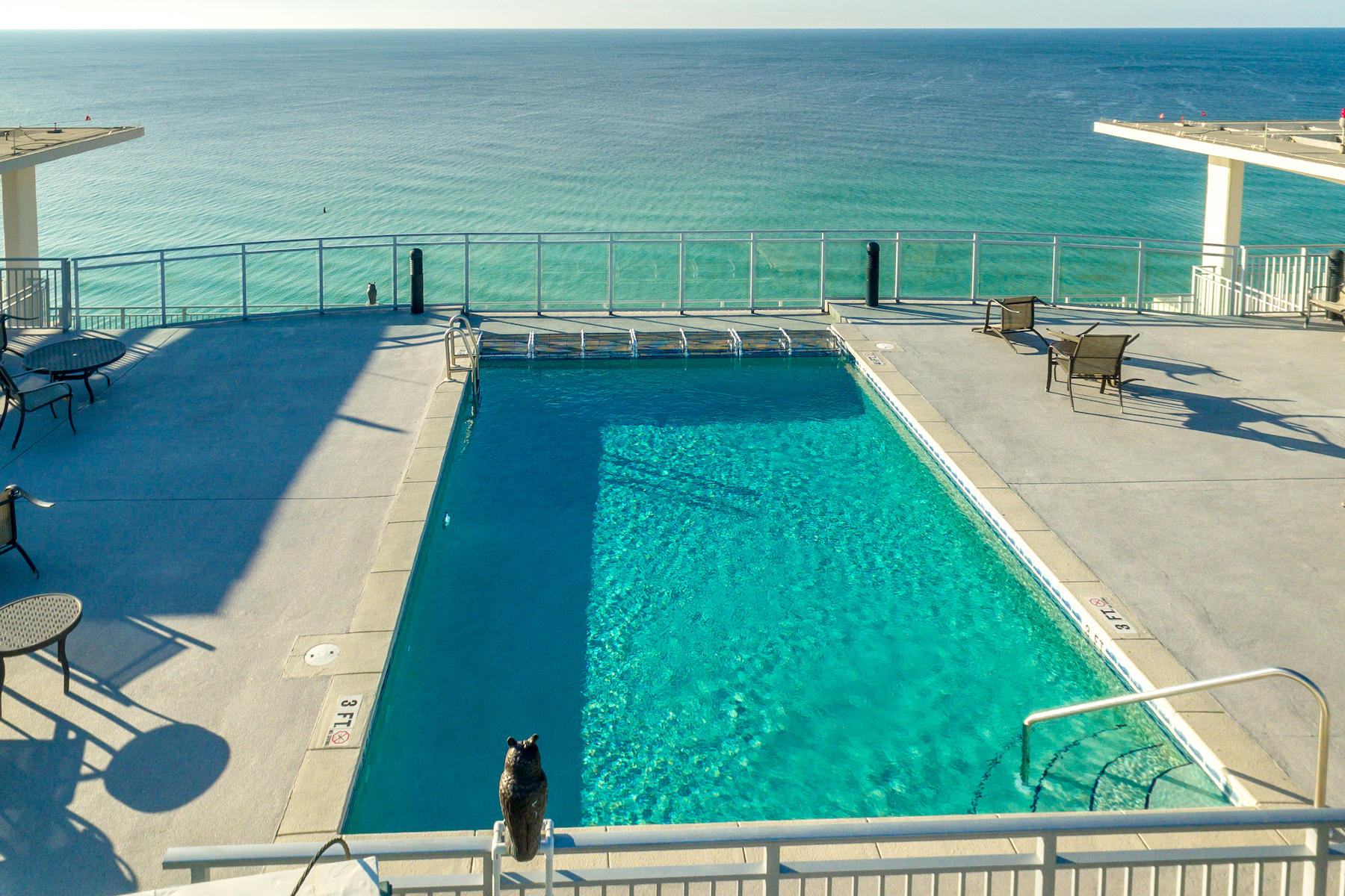 SIGNATURE BEACH - Residential