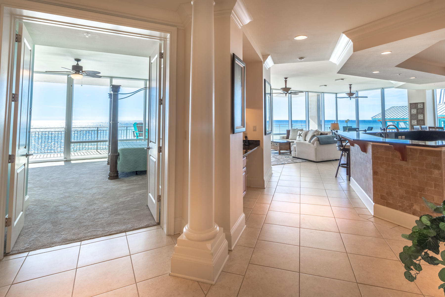 SIGNATURE BEACH - Residential