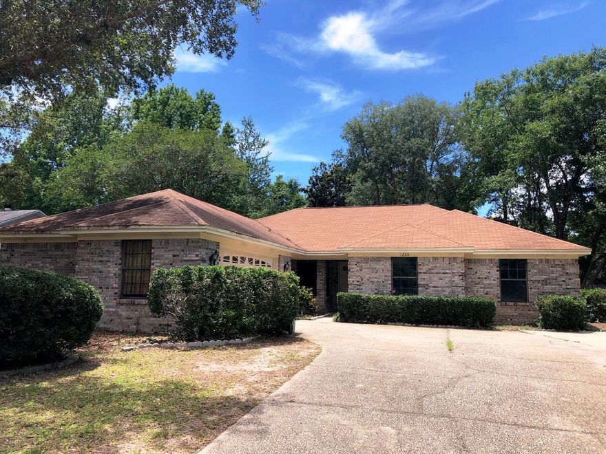 Look no further, you have found your new home in the Woodlands of Bluewater Bay. This home has just gotten a facelift with newly scraped ceilings (no popcorn here!), new flooring, new plumbing and lighting fixtures, new master bath and NEW ROOF going on at the end of June!! The open floorplan features a family room with a cathedral ceiling, a formal dining room, a good sized kitchen, an office and 3 bedrooms. The large yard is fully fenced with gates on either side of the house and another gate leading to White Point Road. There is plenty of space for a future pool as well as boat storage. The driveway offers extra parking and the oversized garage has plenty of room for two cars. The HVAC system was replaced in 2007. This home will not last long so don't miss out!!