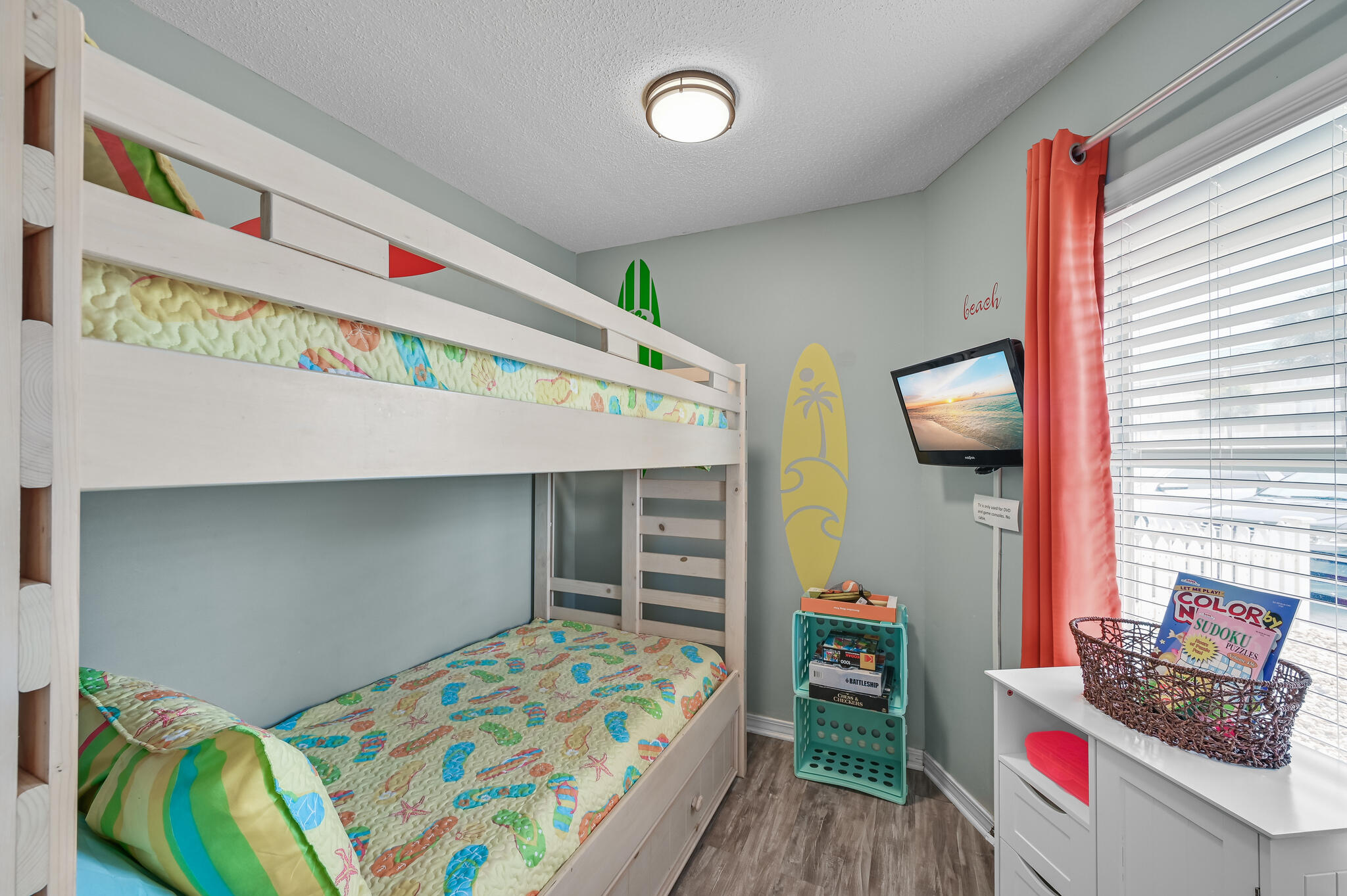MARAVILLA CONDO 1 - Residential