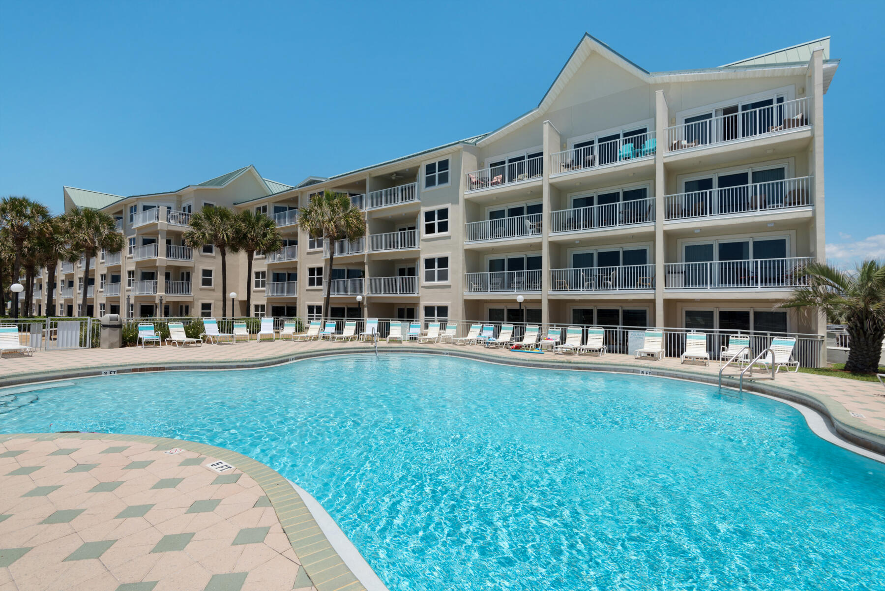 MARAVILLA CONDO 1 - Residential
