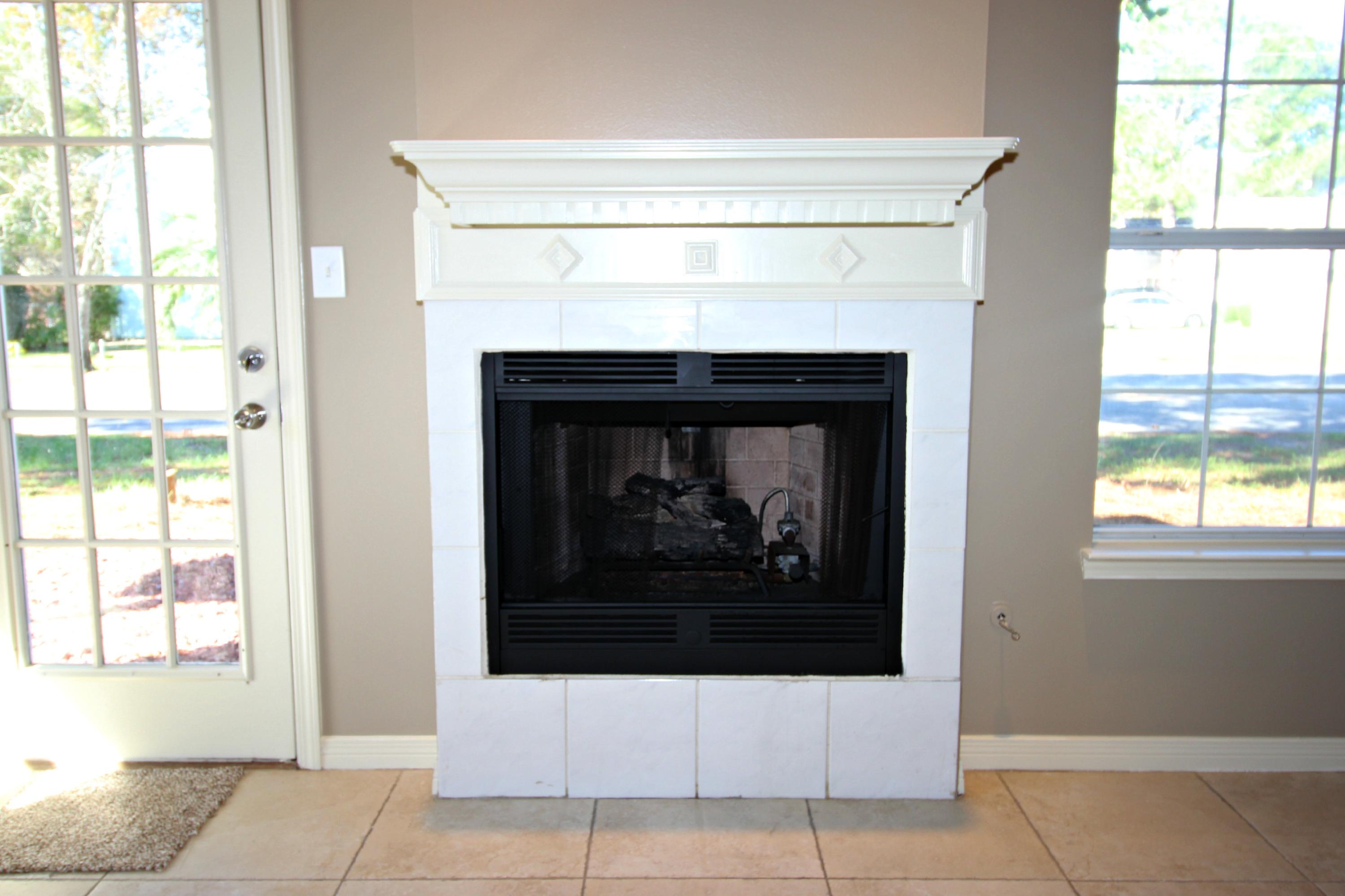 LAKE CHARLESTON - Residential