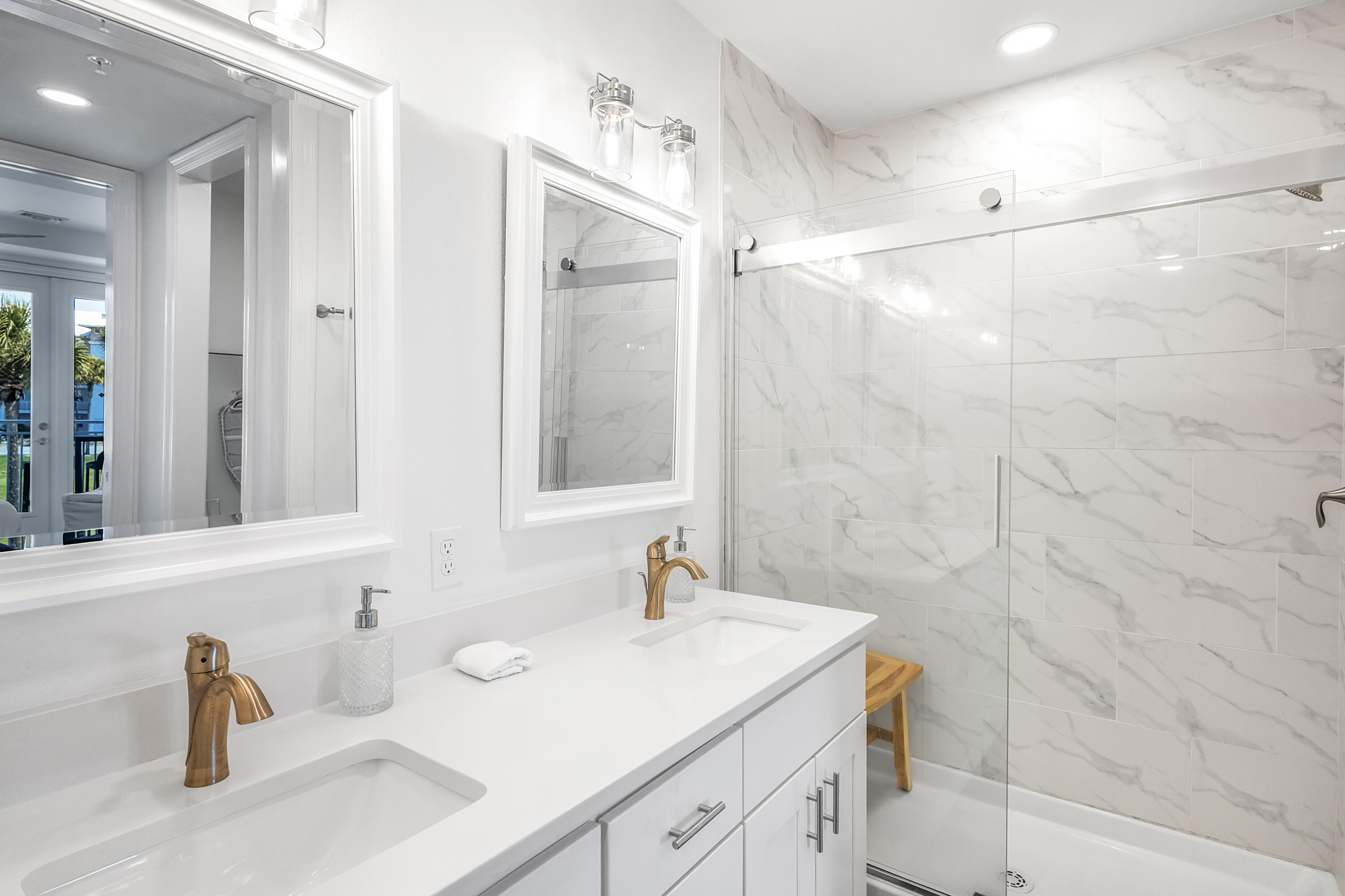 GULF PLACE RESIDENCES - Residential